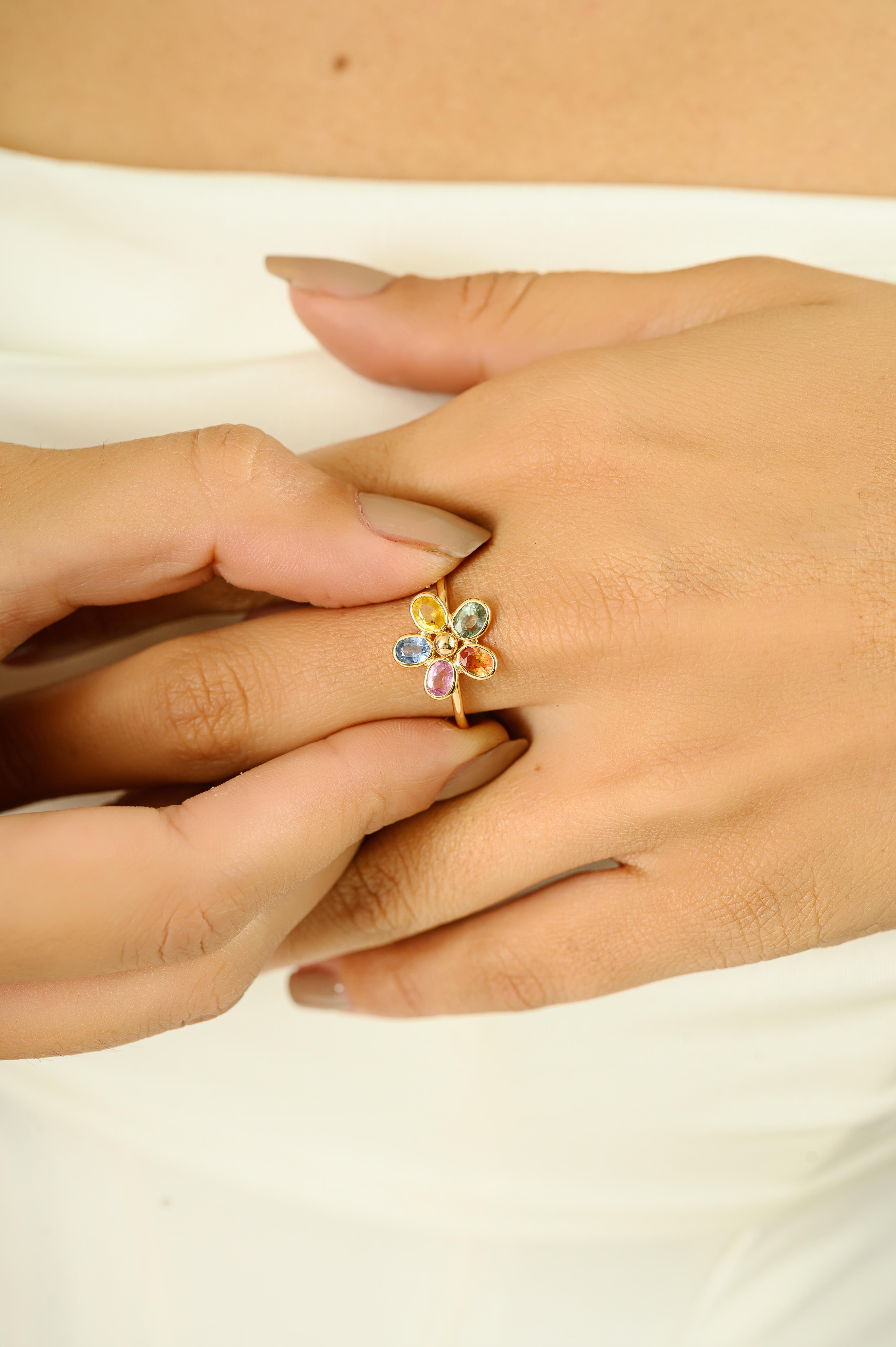 Im Angebot: 14K massivem Gelbgold mit natürlichen Multi-Color Saphir Floral Ring für Frauen () 7