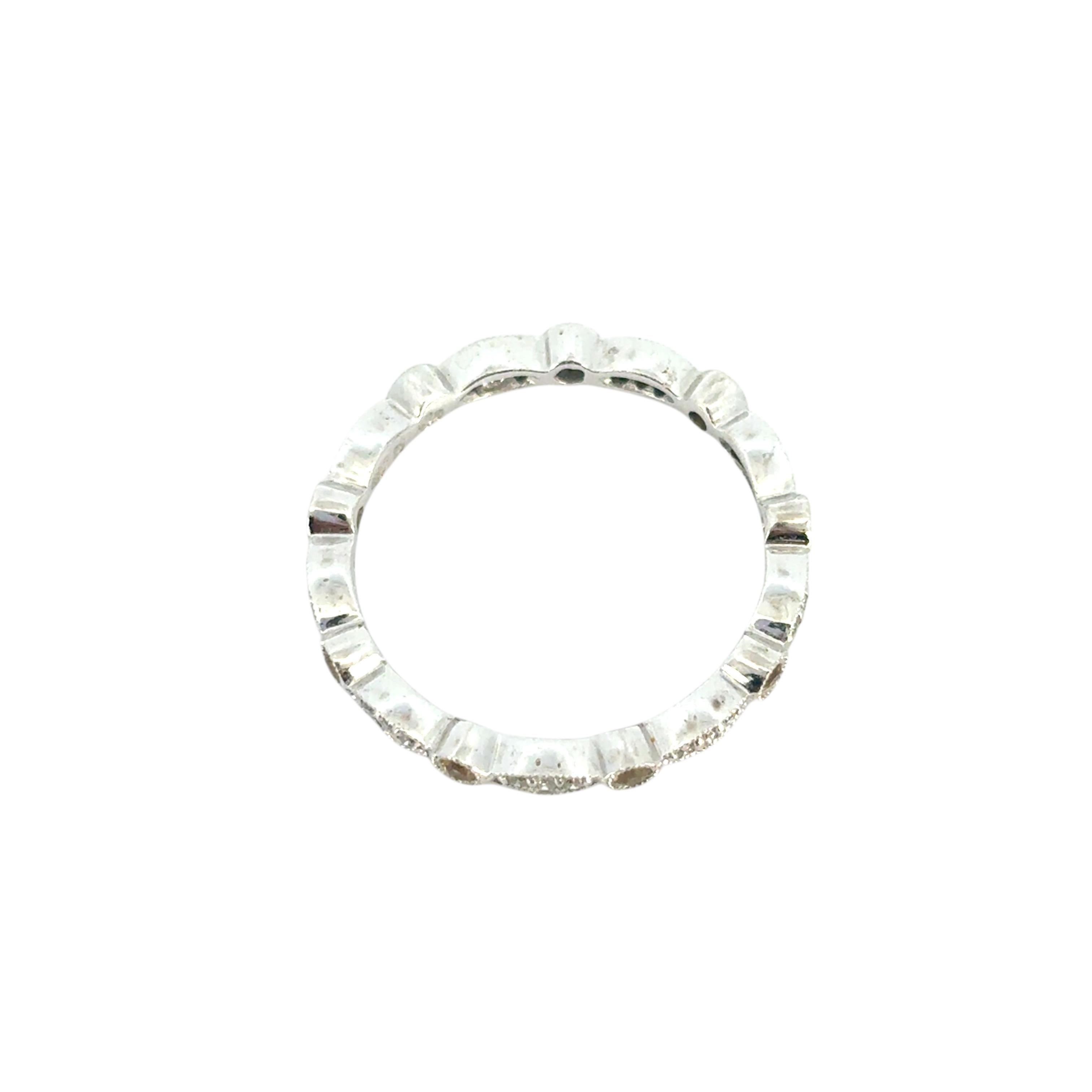 14k Stapelbarer gelber Saphir und Diamantring Damen im Angebot