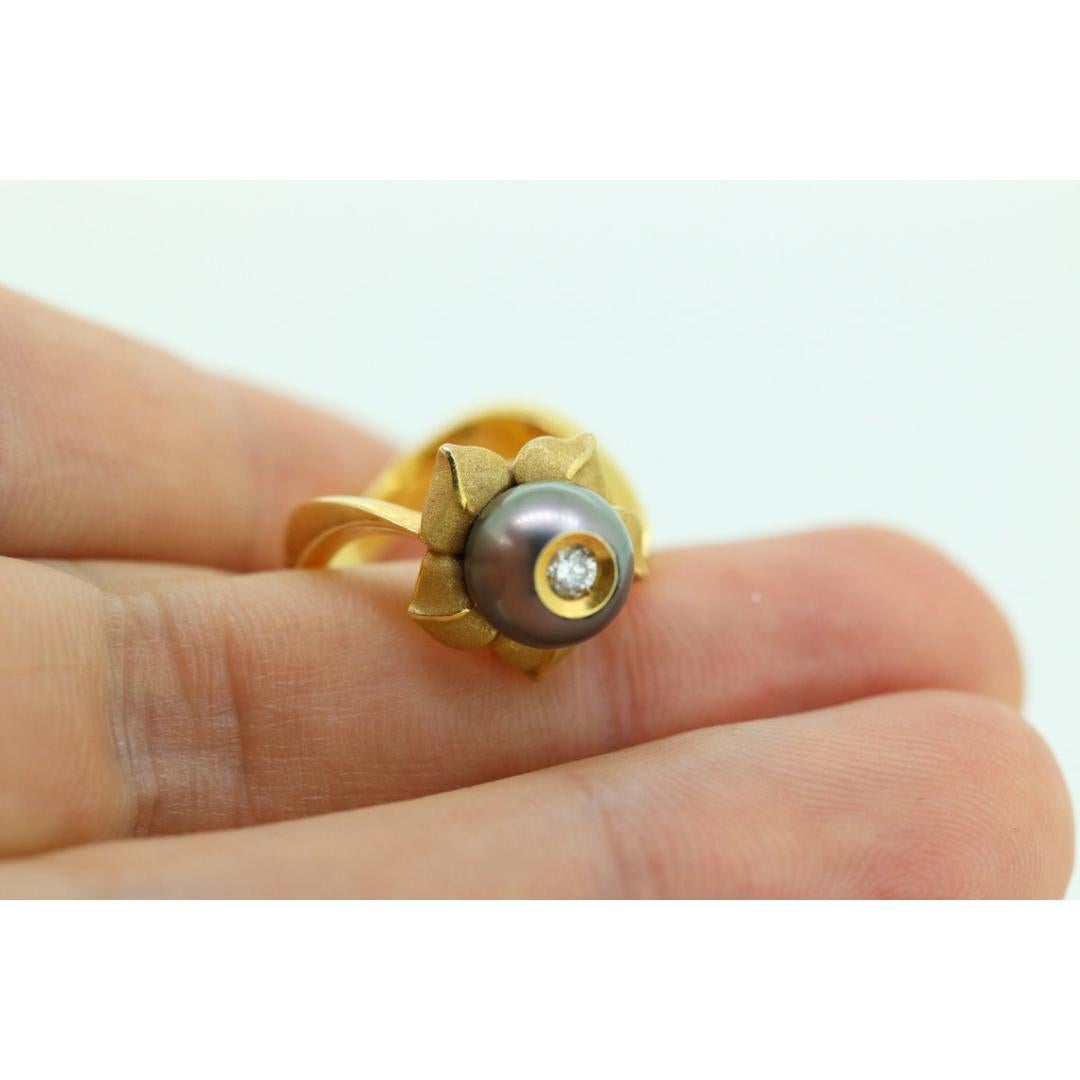 Anello con perla di Tahiti 14k. GALATEA Anello con perle e diamanti in oro 14k. Tahitiana grande in vendita 2
