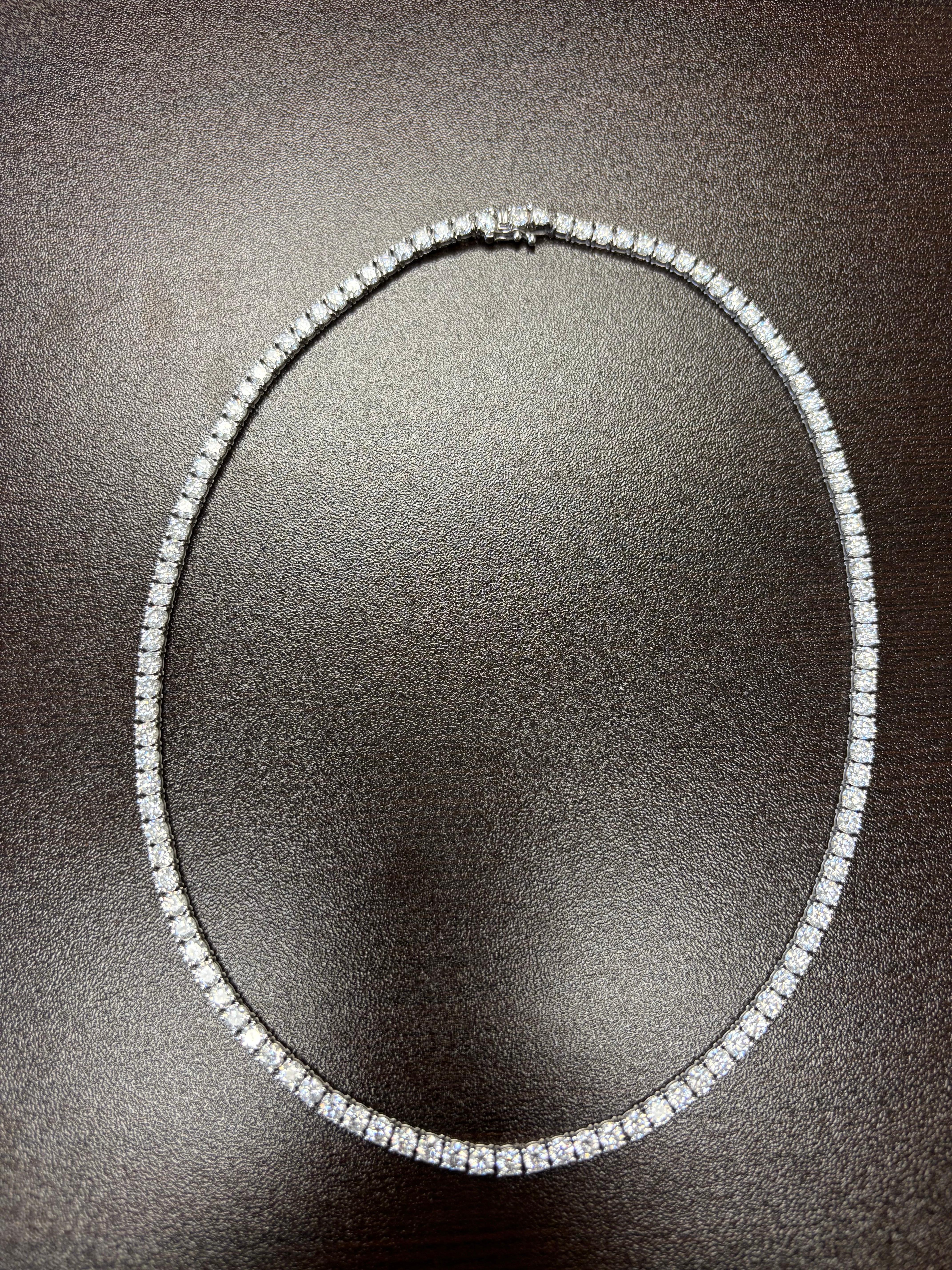 Collana Tennis 14K 20 diamanti Pointer In condizioni Nuovo in vendita a Great Neck, NY