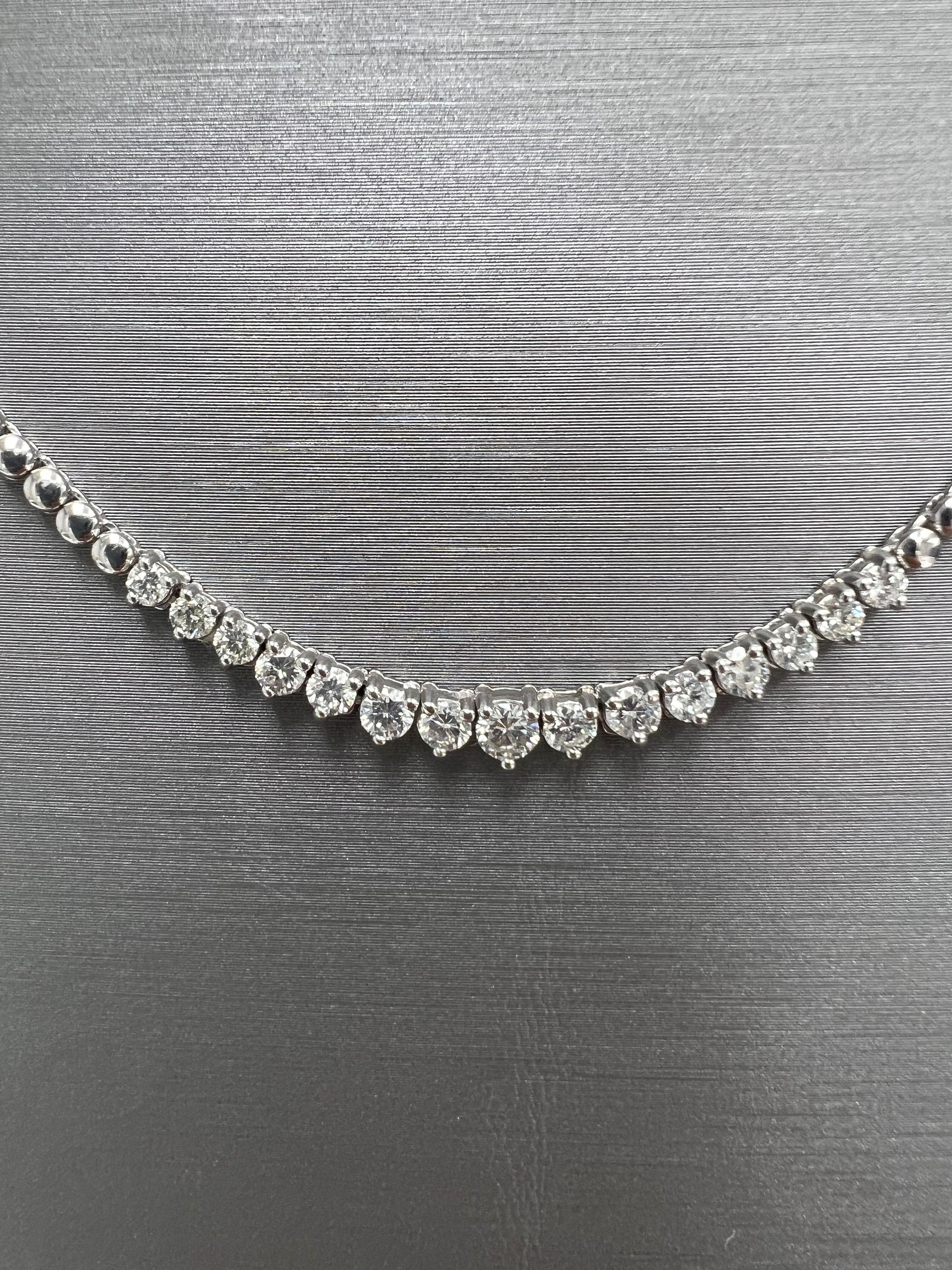 Contemporary 14k This Gold Diamond Necklace with Graduated Diamonds and Pull-Up Chain For Sale