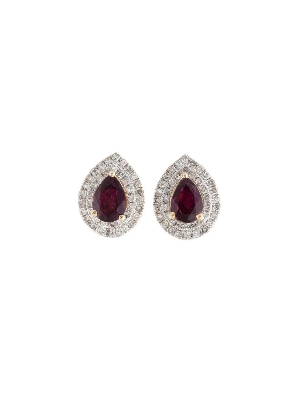 14K Tourmaline & Diamond Stud Earrings - Elegant & Timeless Statement Jewelry In New Condition For Sale In Holtsville, NY