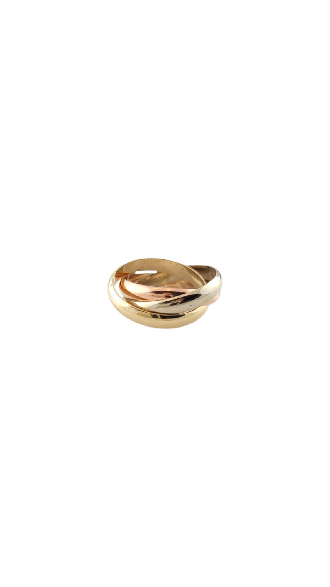 14K Tri-Color 3 Band Rolling Ring

Make a statement with this gorgeous ring that features 3 rolling bands of white, gold and rose gold. 

Ring Size: 5.75

Each band is approx. 3mm wide

Stamped: 14K 585 YL  

Weight: 4.5 dwt./ 7.0 gr.

Very good