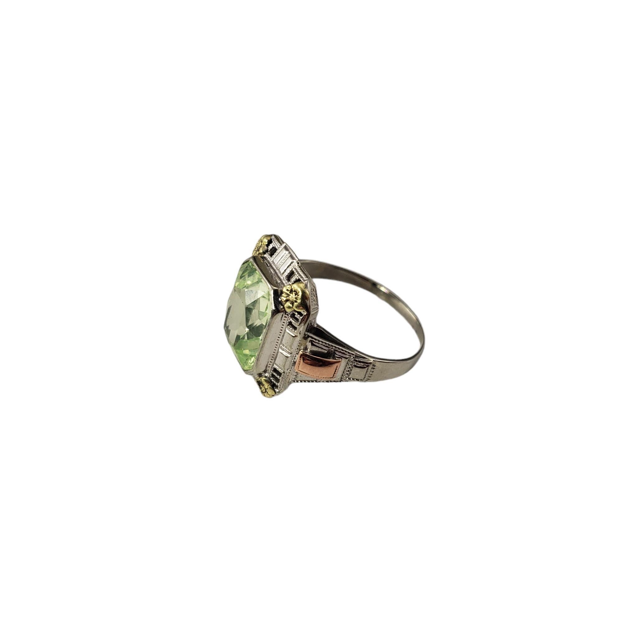 14K Tri Color Gold and Green Glass Stone Ring Size 6 #17203 In Good Condition In Washington Depot, CT