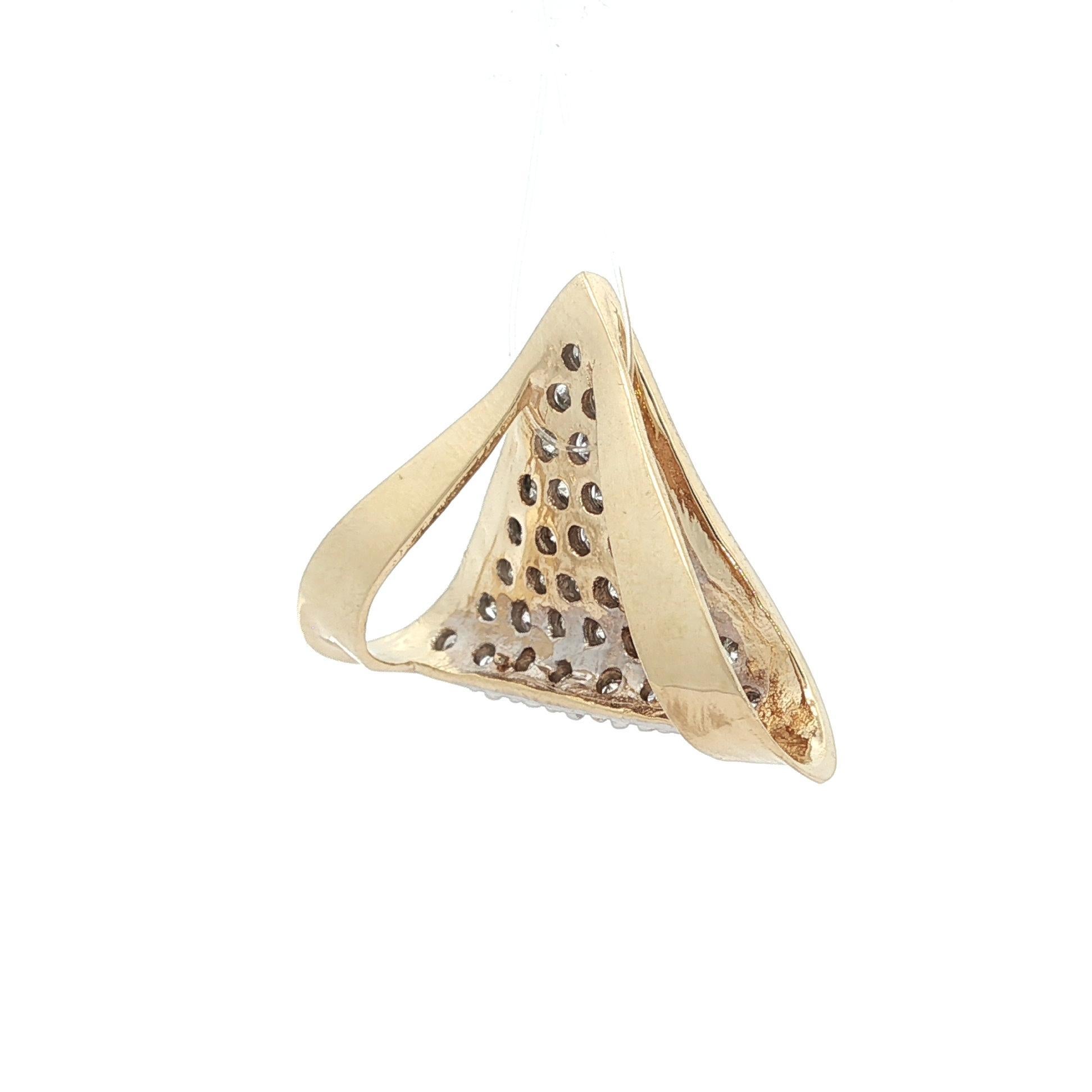 Taglio brillante Oro TT 14k 0,72ctw Diamante coperto Ciondolo a scorrimento Chevron triangolare in vendita