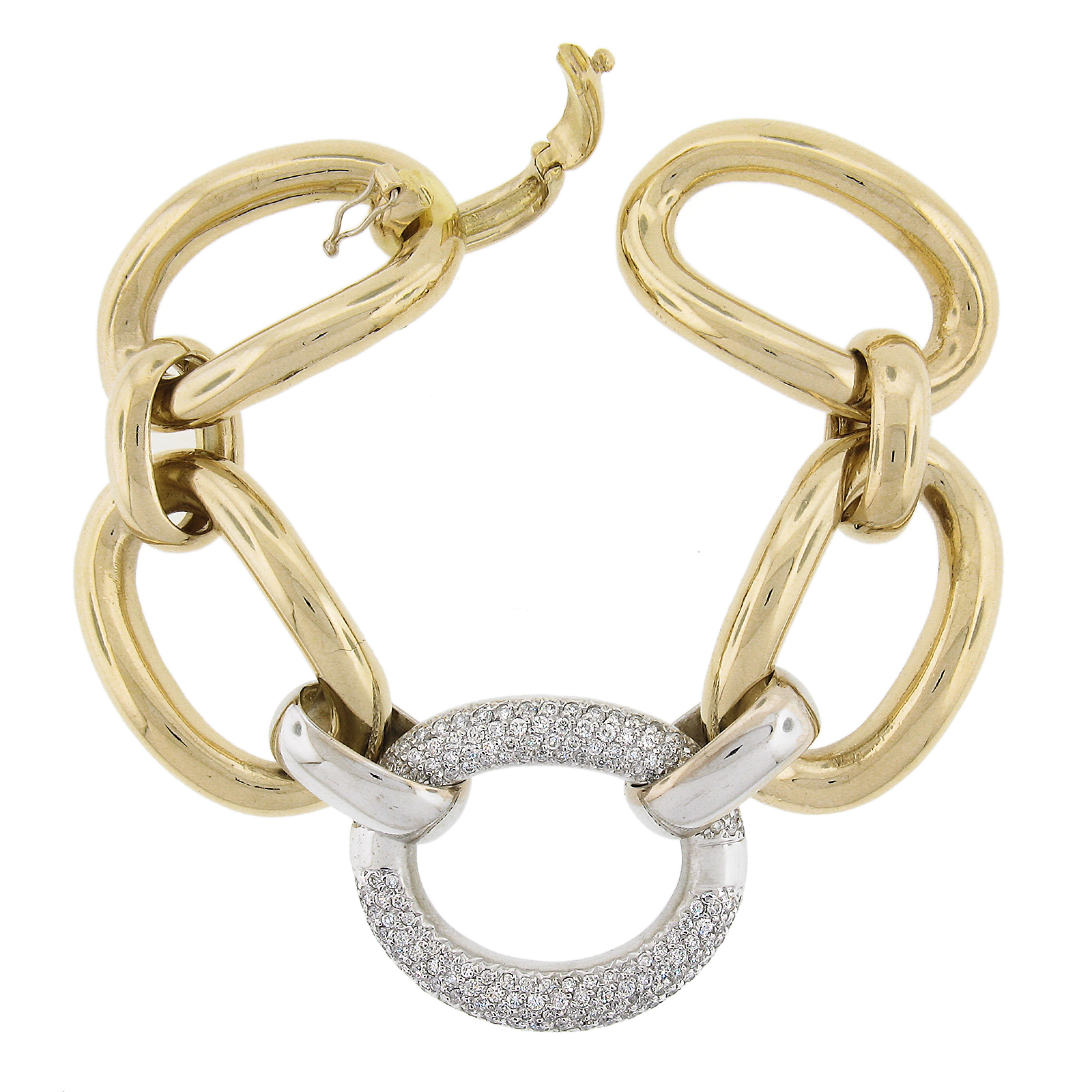 14K TT Gold große offene ovale Link w / 2,0ctw Pave Diamanten Center Link Armband Damen im Angebot