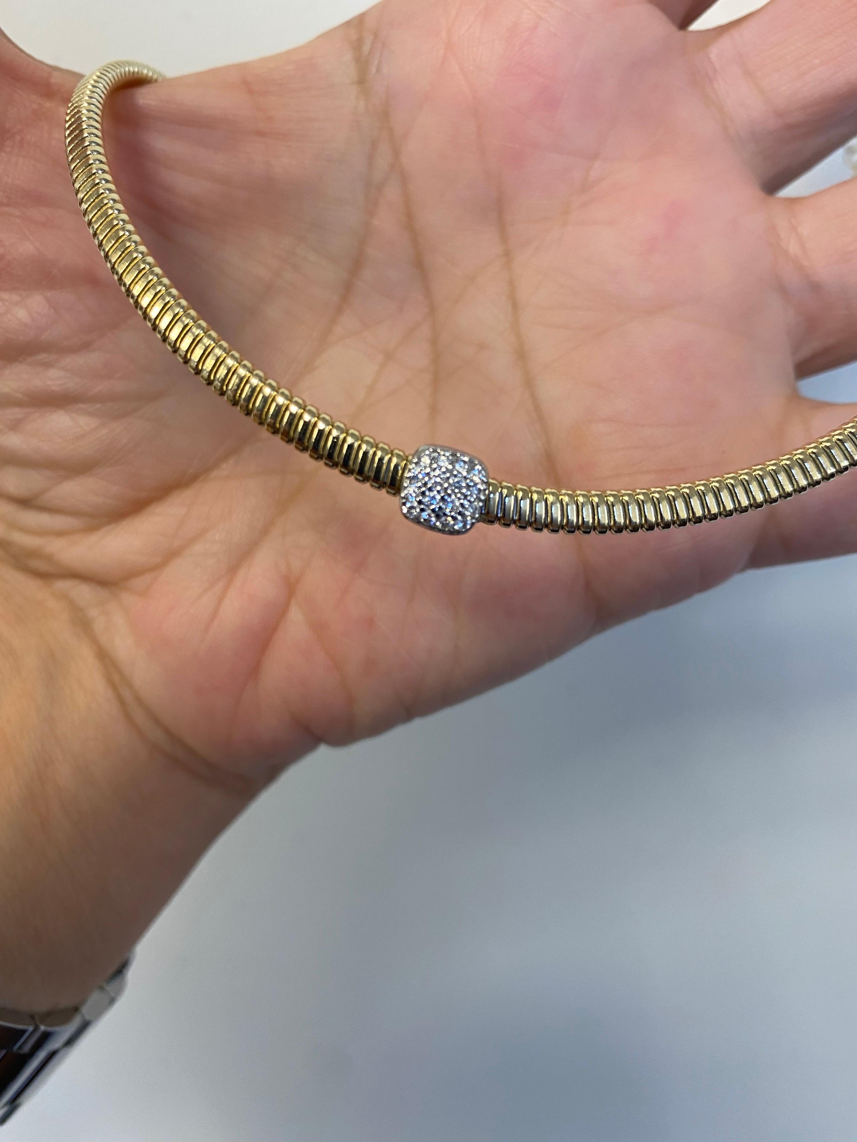 Collier Tubogas en or jaune 14 carats Neuf - En vente à Great Neck, NY