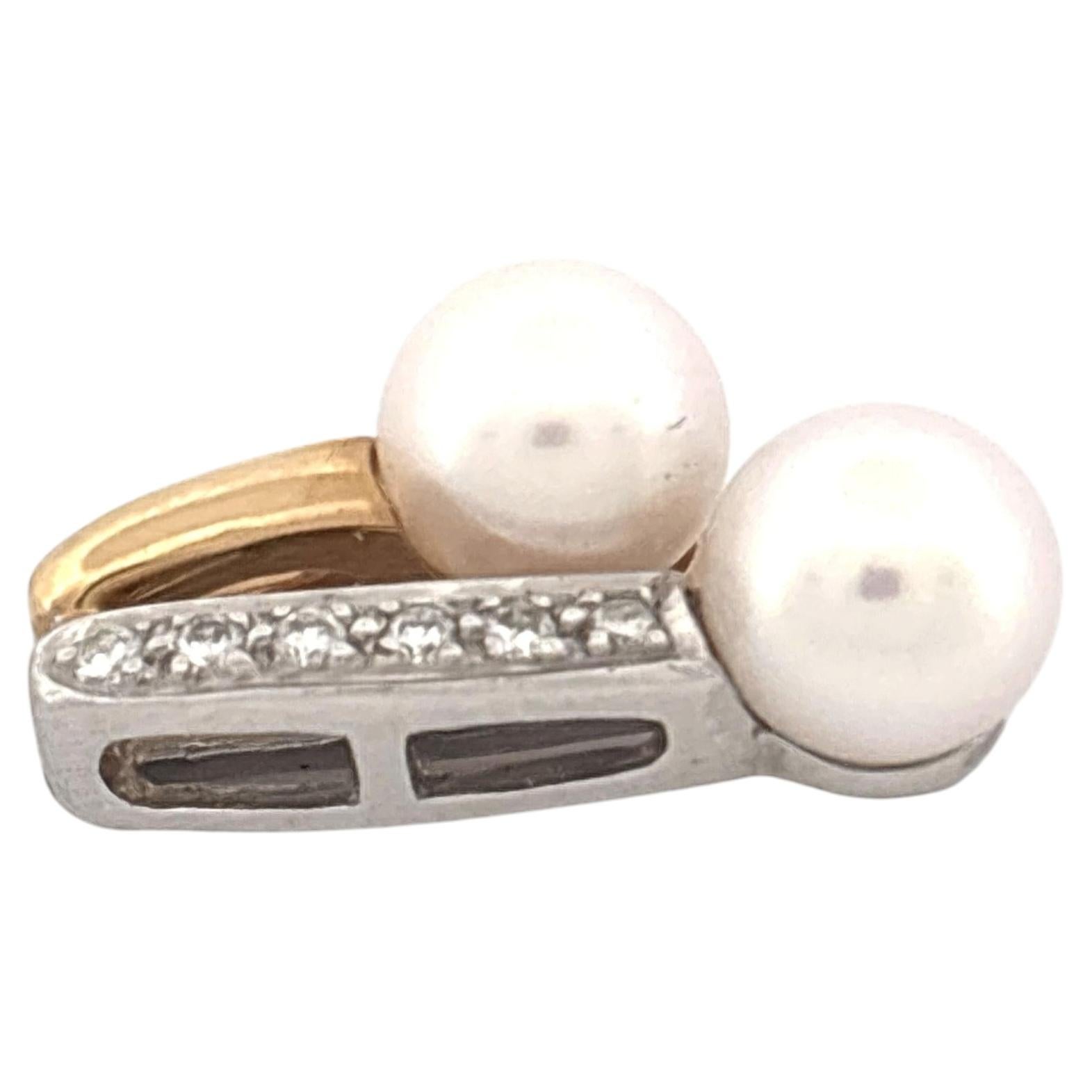 Colgante de oro bicolor de 14 quilates con diamantes y perlas de 6 mm, finales del siglo XX en venta