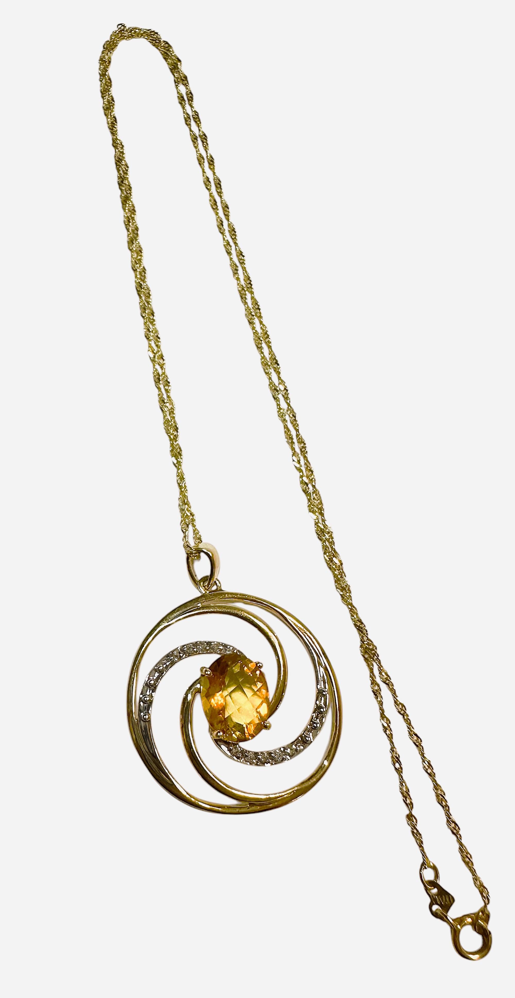 14k bicolore 2,65 carats  Collier à pendentif circulaire en or avec citrine et diamant Pour femmes en vente