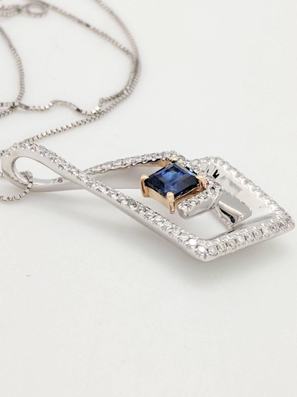 14 Karat Two-Tone Diamond and Sapphire Pendant Necklace In Excellent Condition In Gainesville, FL