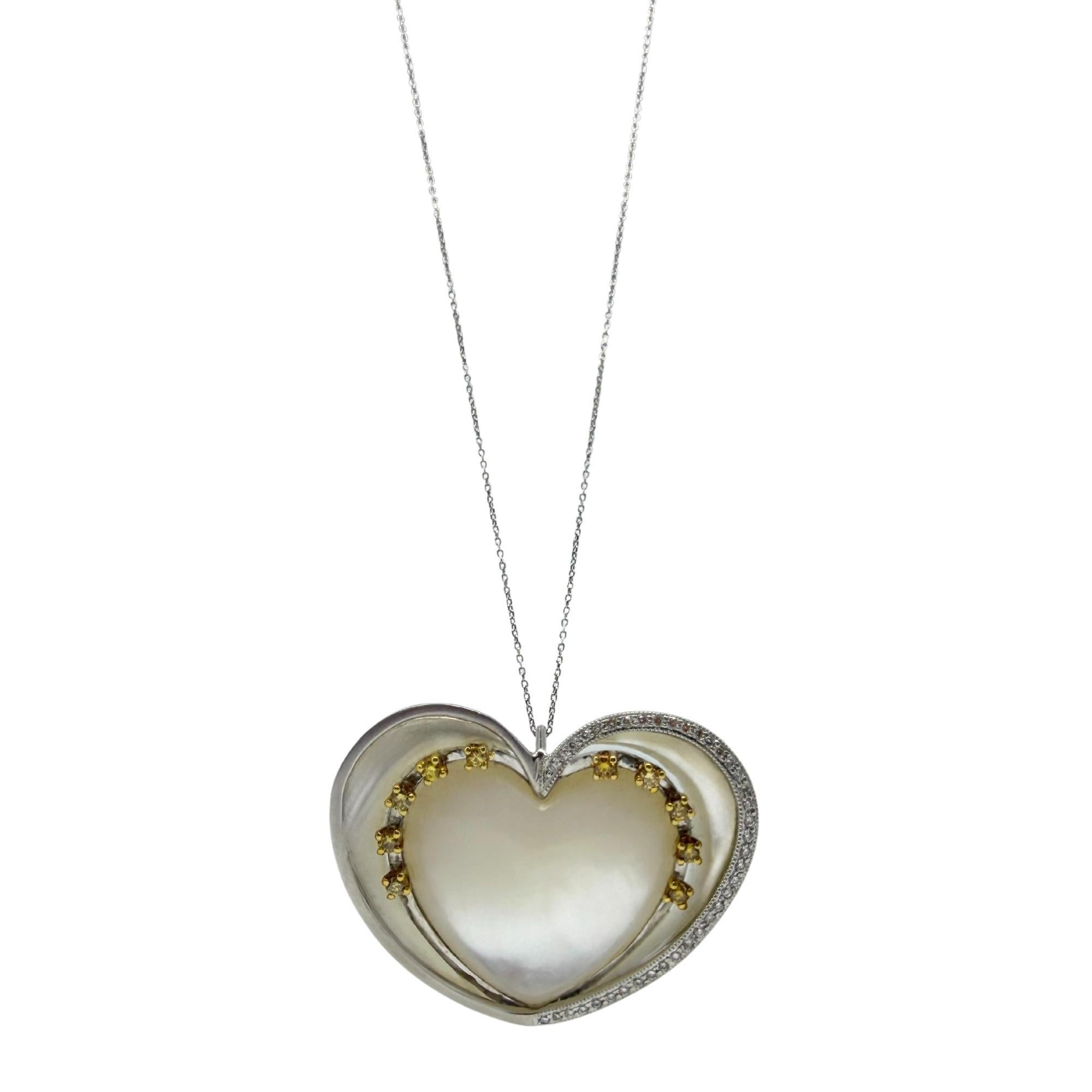 da uomo o donna Collana a cuore in 14K con diamanti, madreperla e zaffiro giallo in due tonalità in vendita