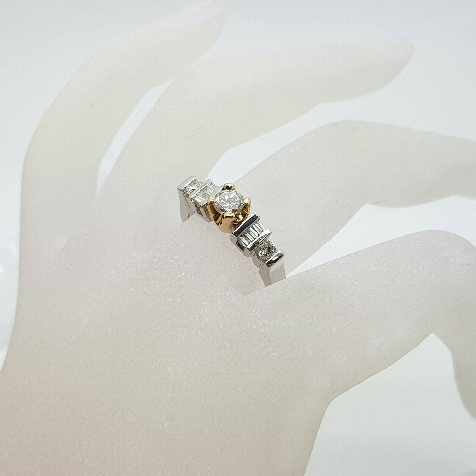 Contemporary  14 Karat Two-Tone Diamond Ring