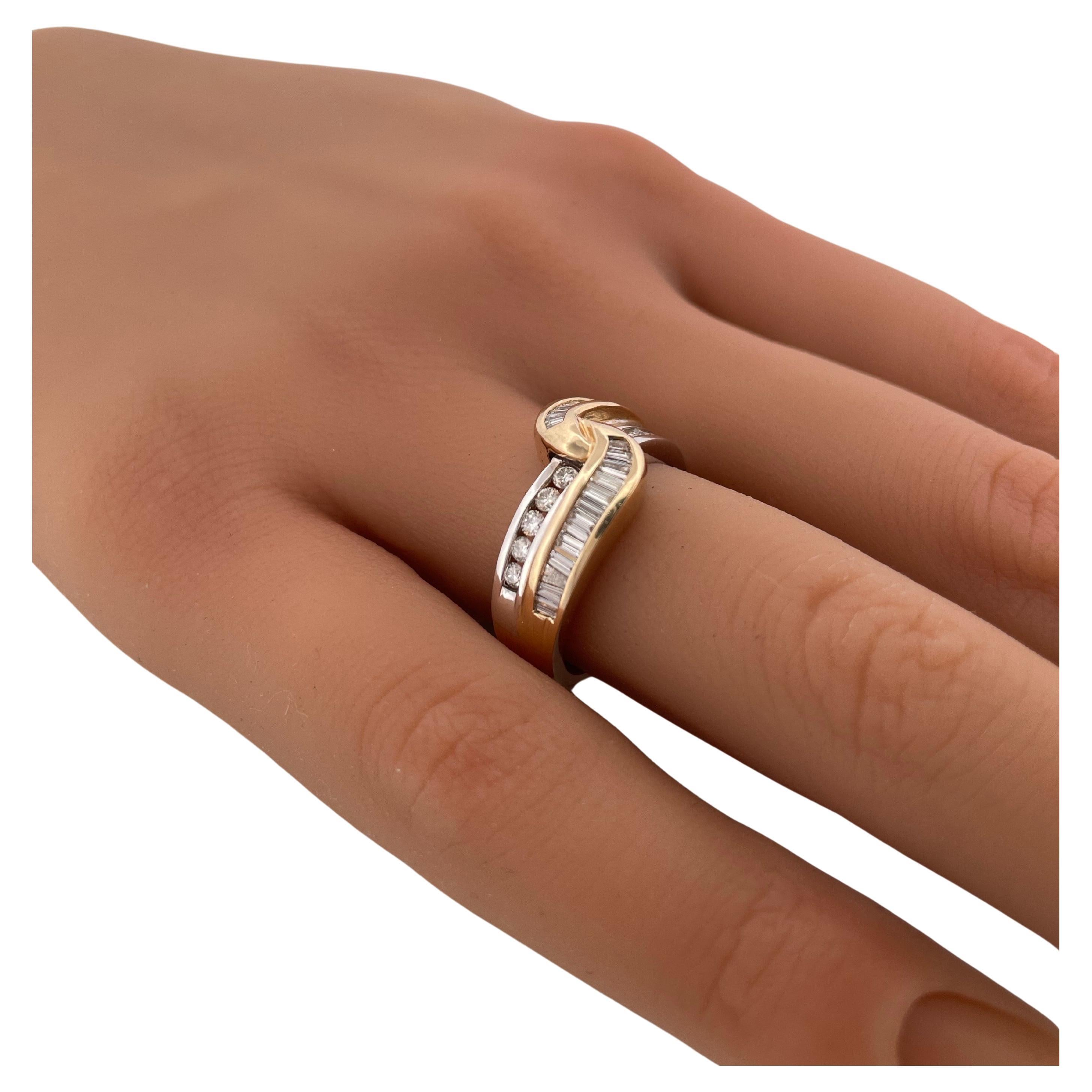 Femenino o masculino Anillo de diamantes H-I SI1 de oro de 14k en dos tonos de 0,75 ctw en venta