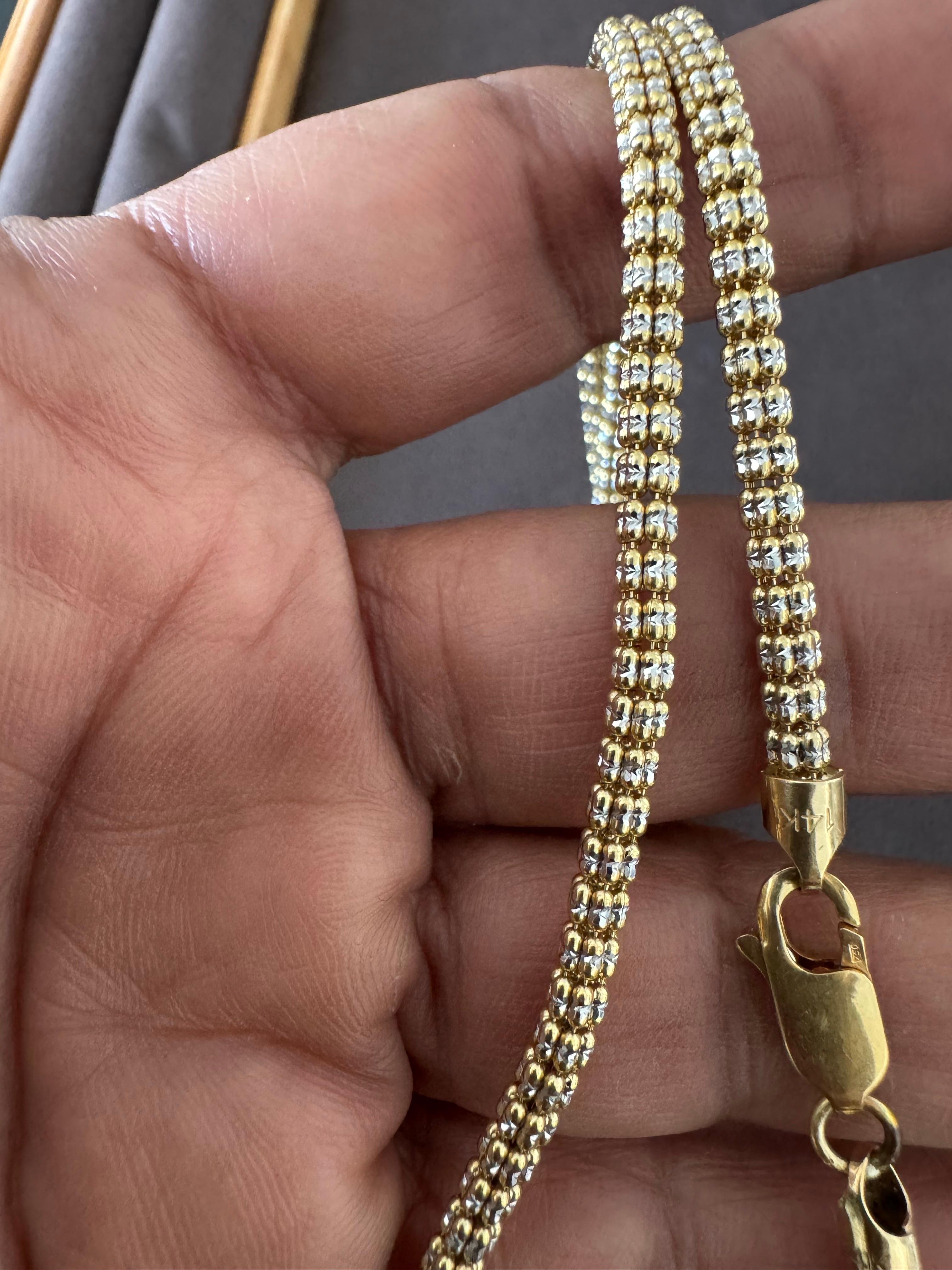 14k Two Tone Gold 22