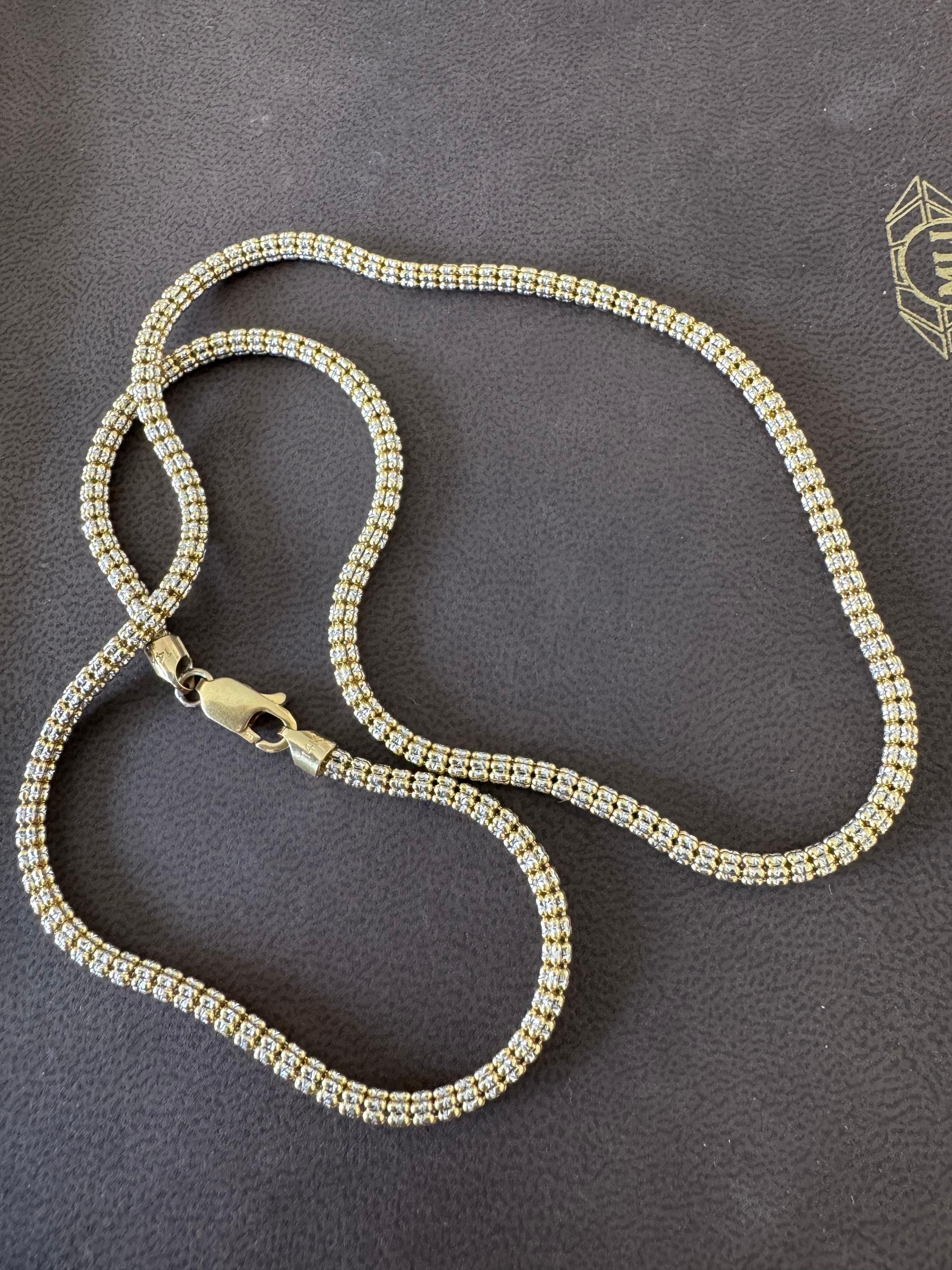 14k Two Tone Gold 22