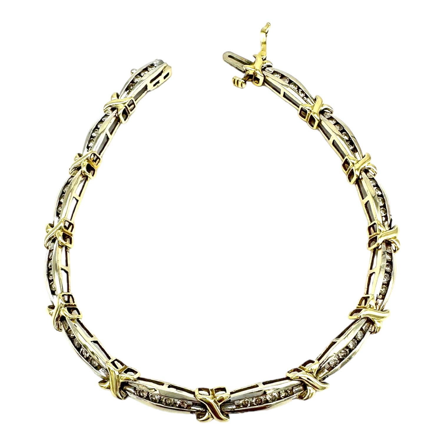 Taille ronde Bracelet à maillons en or bicolore 14 carats avec diamants en forme de X de 1,00 carat  en vente