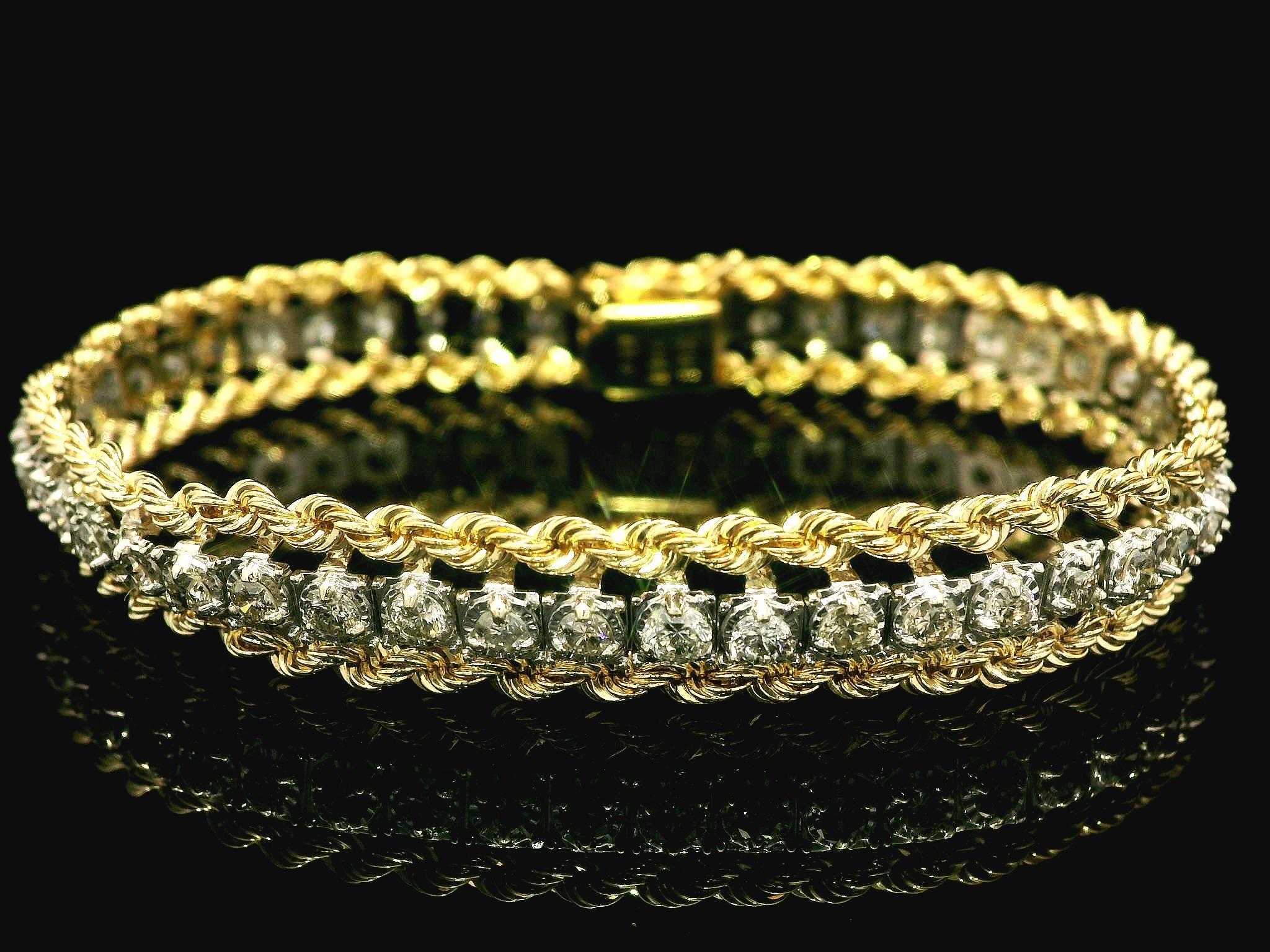 14k Two Tone Gold Dual Rope Link Bracelet 2.50ctw Diamond Center Line Excellent état - En vente à Montclair, NJ