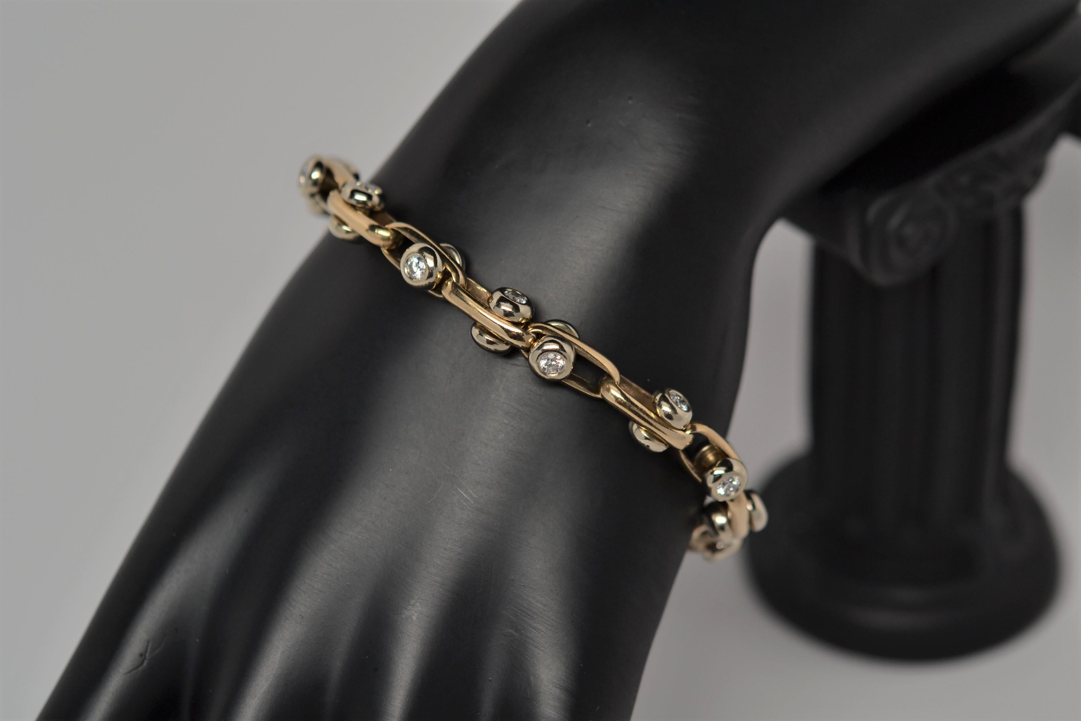 14k Two Tone Gold Link Bracelet with Round Brilliant Cut Diamonds, 2.83 Carats For Sale 1