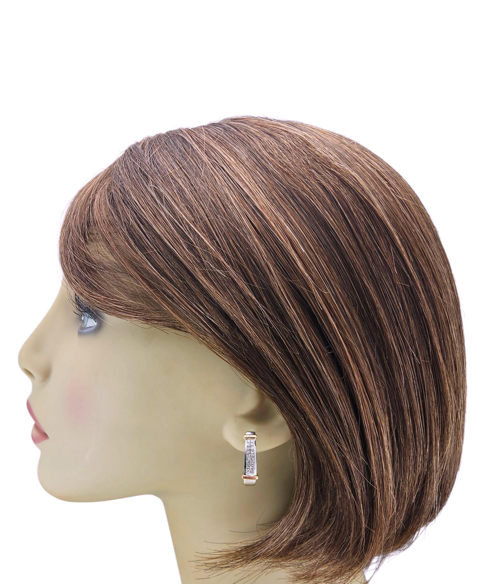 14K Zwei-Ton Gold Prinzessinnenschliff Diamant Huggie Hoop Ohrringe #23764 (Carréschliff) im Angebot