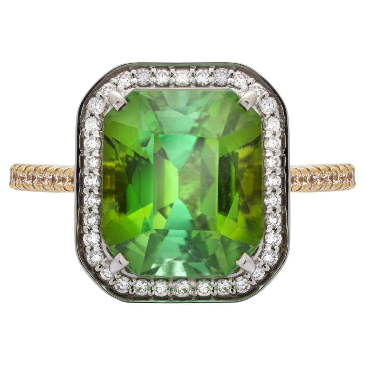 Bague en or 14k bicolore avec tourmaline jaune-verte - 5,20 ct et diamants - 0,3