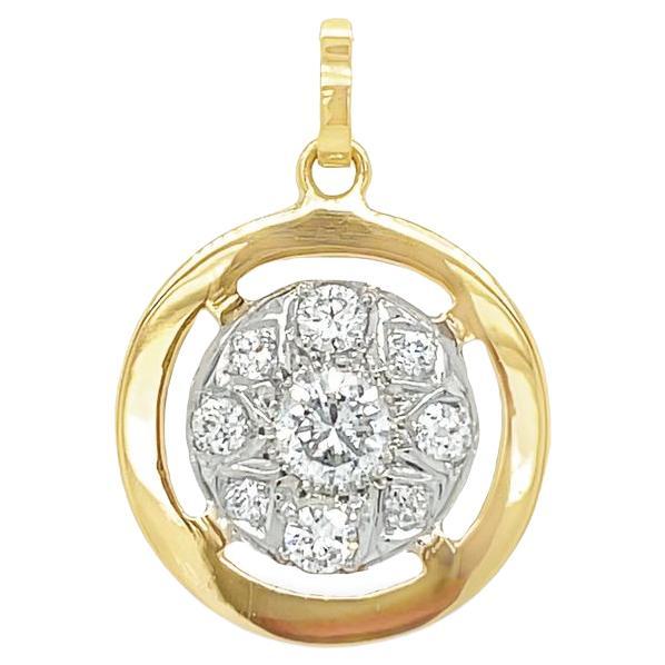 Pendentif en or bicolore 14 carats avec diamants ronds d'illusion en vente