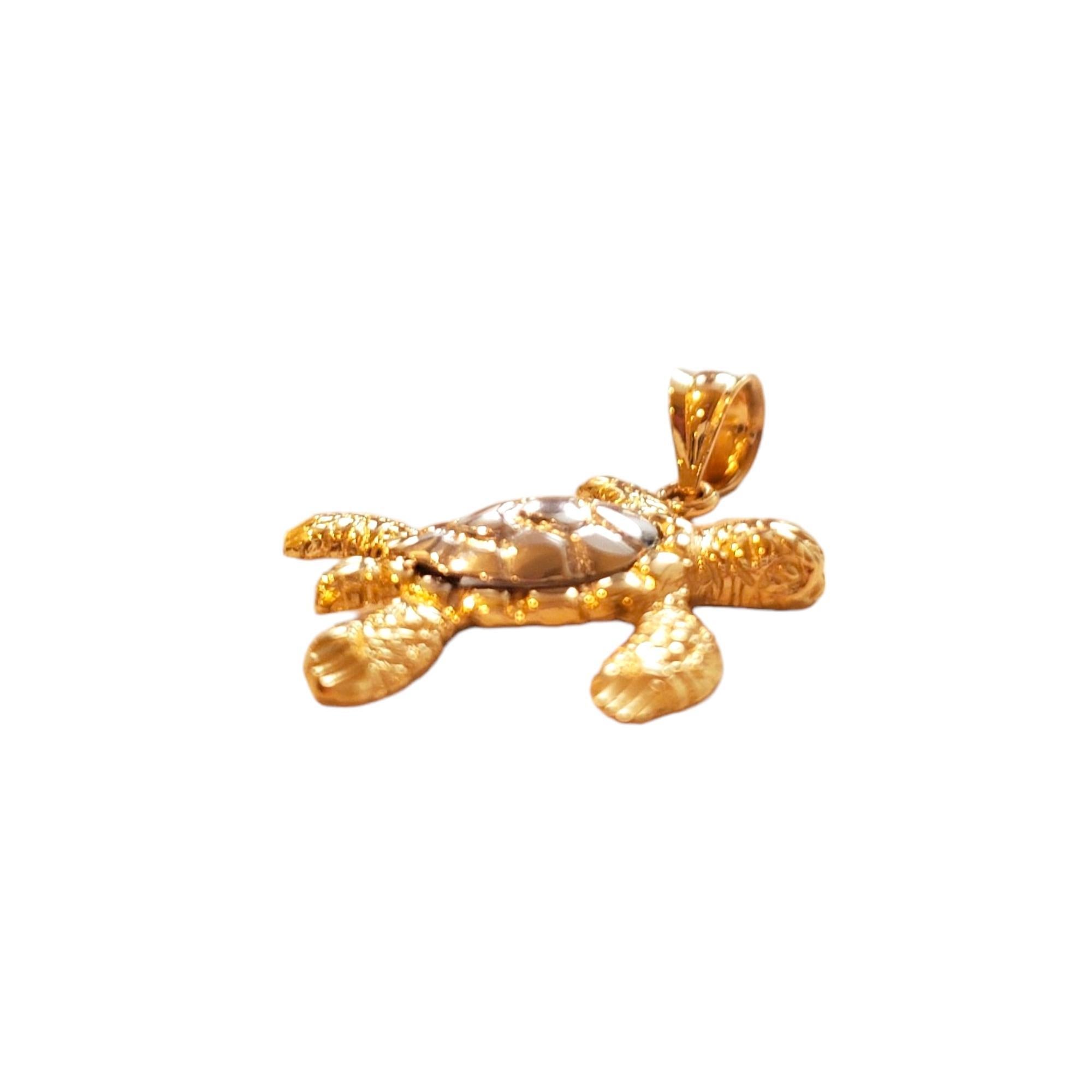 Charm tartaruga in oro bicolore 14K #18004 in vendita 1