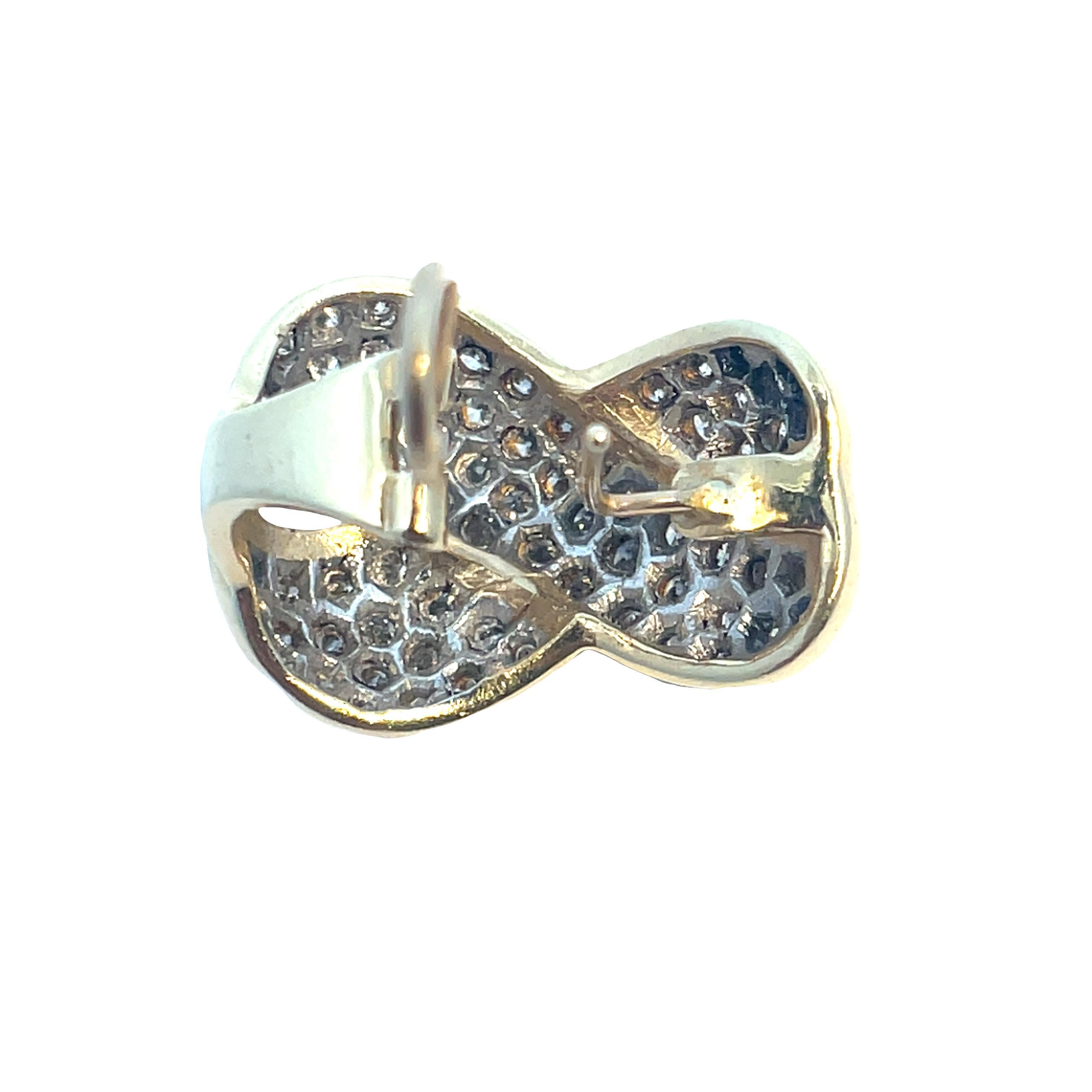 Taglio brillante Orecchini a grappolo con diamanti in pavé con design a X in due tonalità 14 carati in vendita