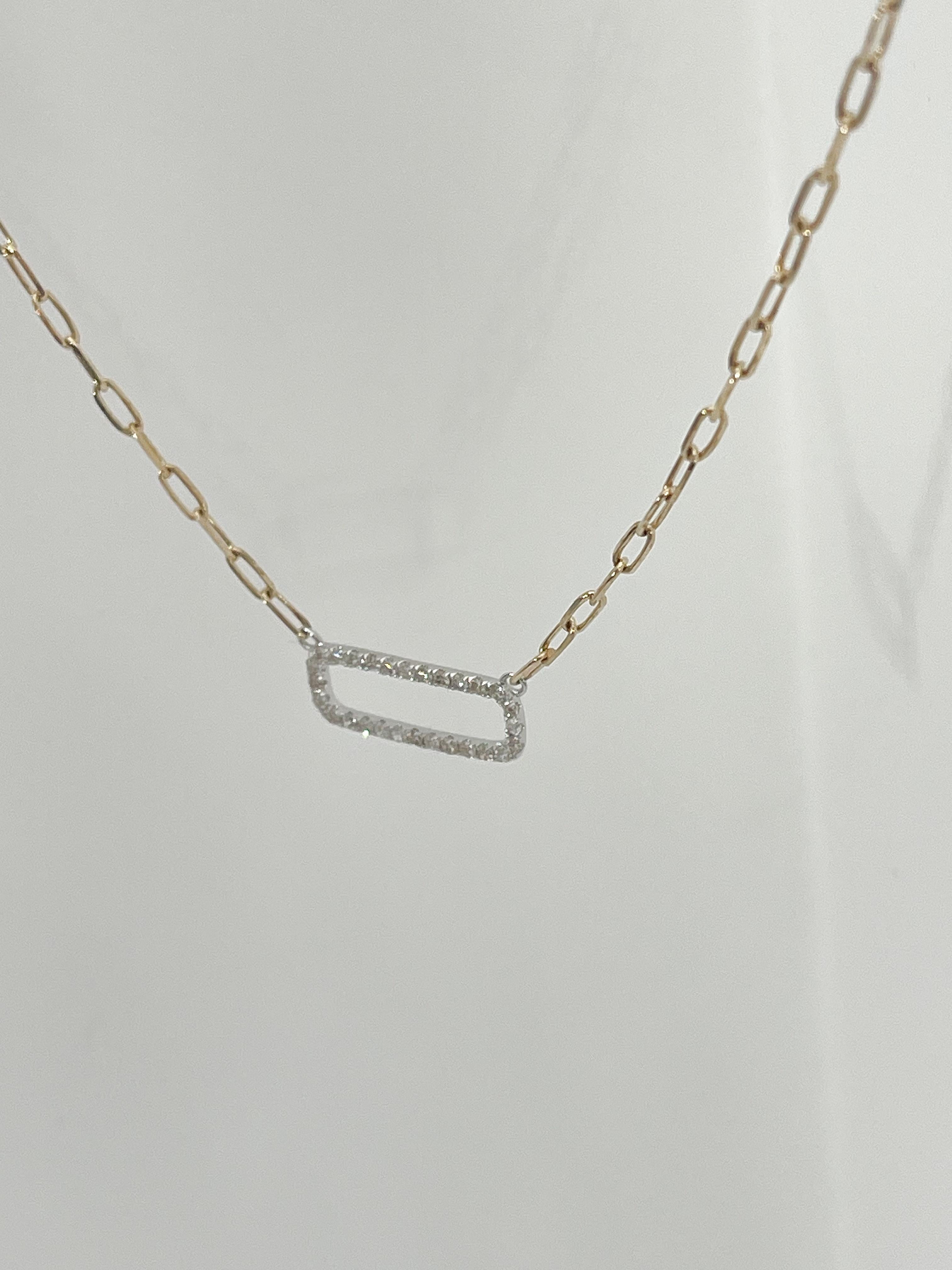 14K Two Toned .21 CTW Diamond Open Square Necklace  In Excellent Condition For Sale In Stuart, FL