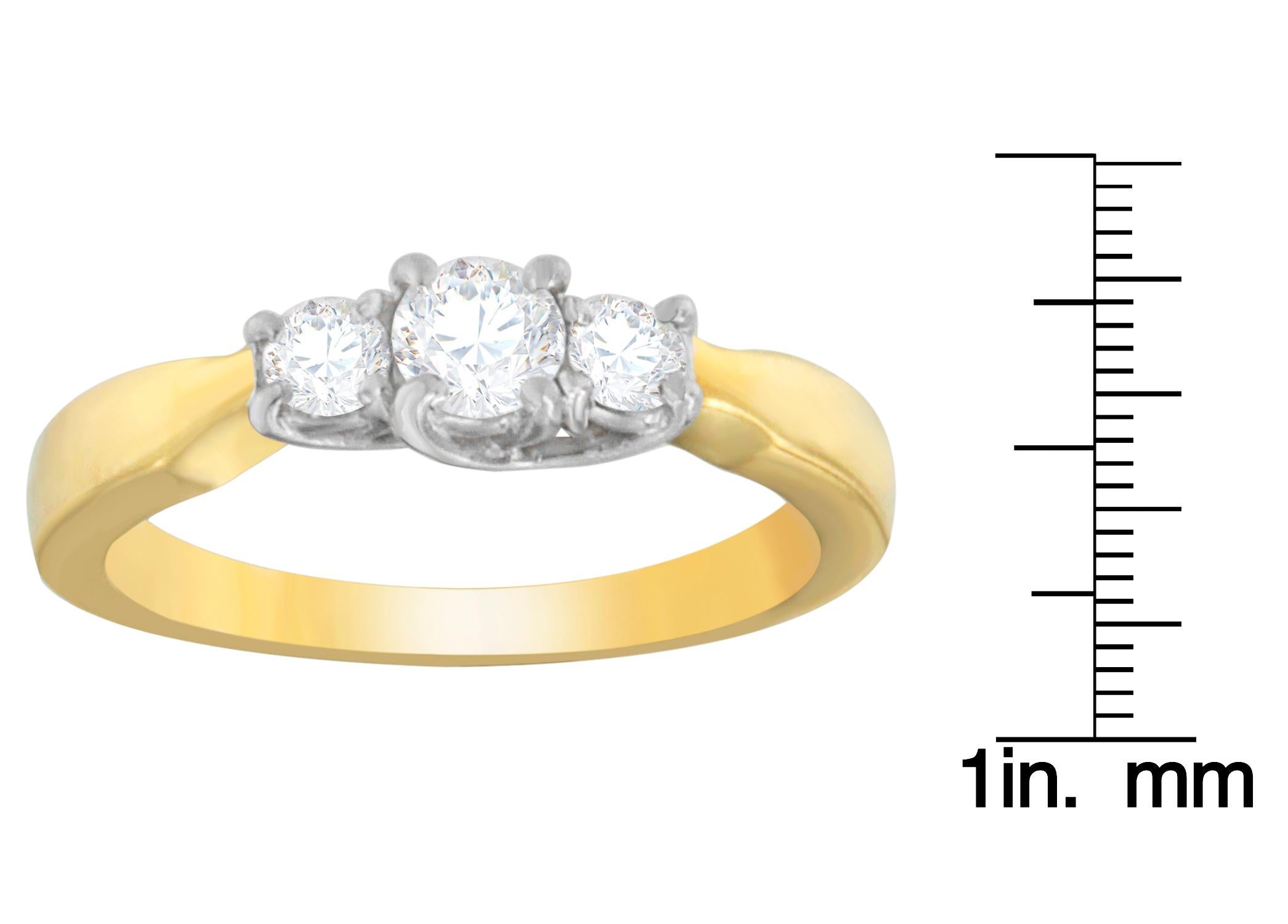 14K zweifarbiges Gold 1/2 CTTW Diamantring mit Rundschliff im Rundschliff (G-H, SI1-SI2) im Zustand „Neu“ im Angebot in New York, NY