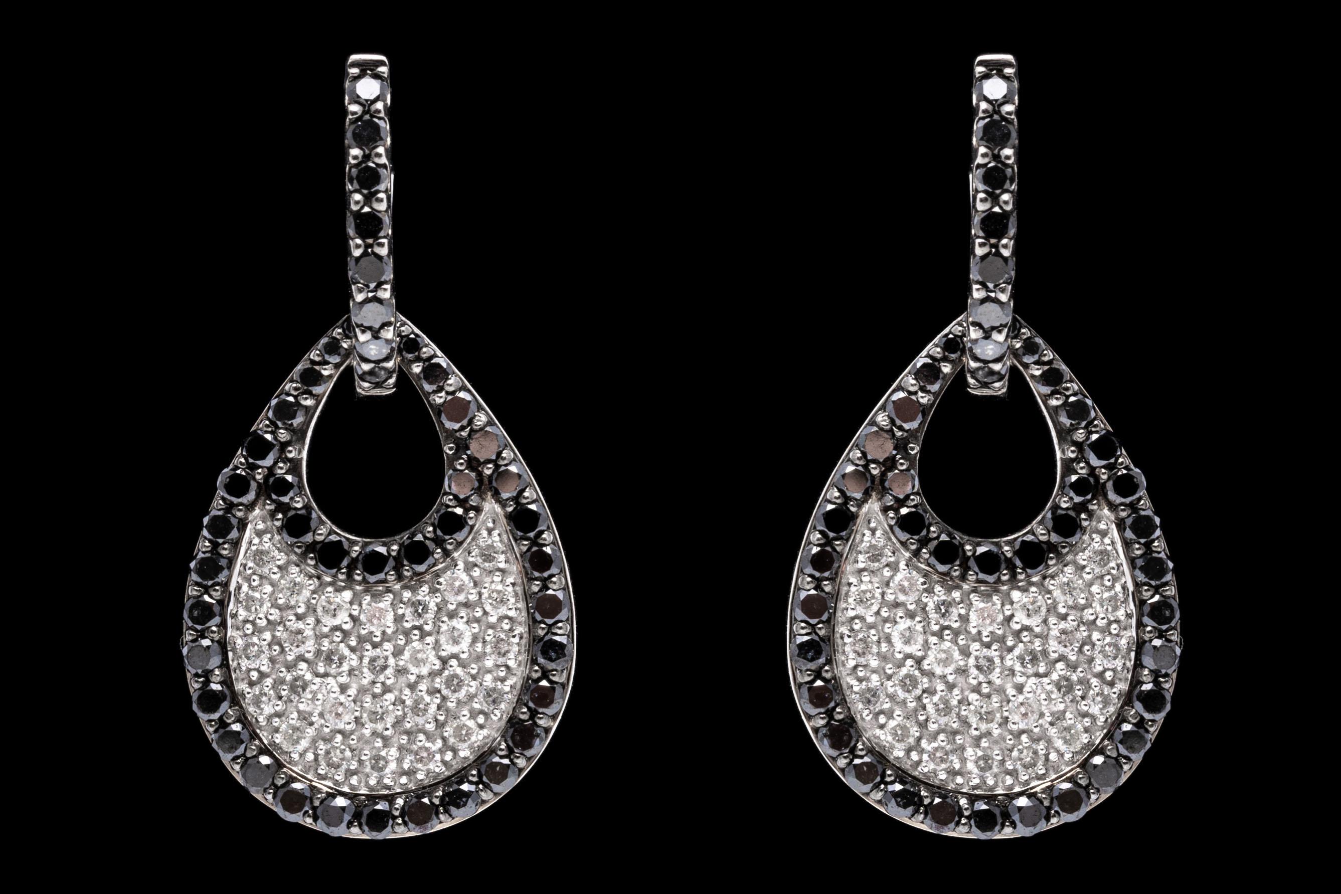 14k Versatile Black and White Pave Diamond Tapered Pendant Earrings, 2.92 TCW In Good Condition For Sale In Southport, CT