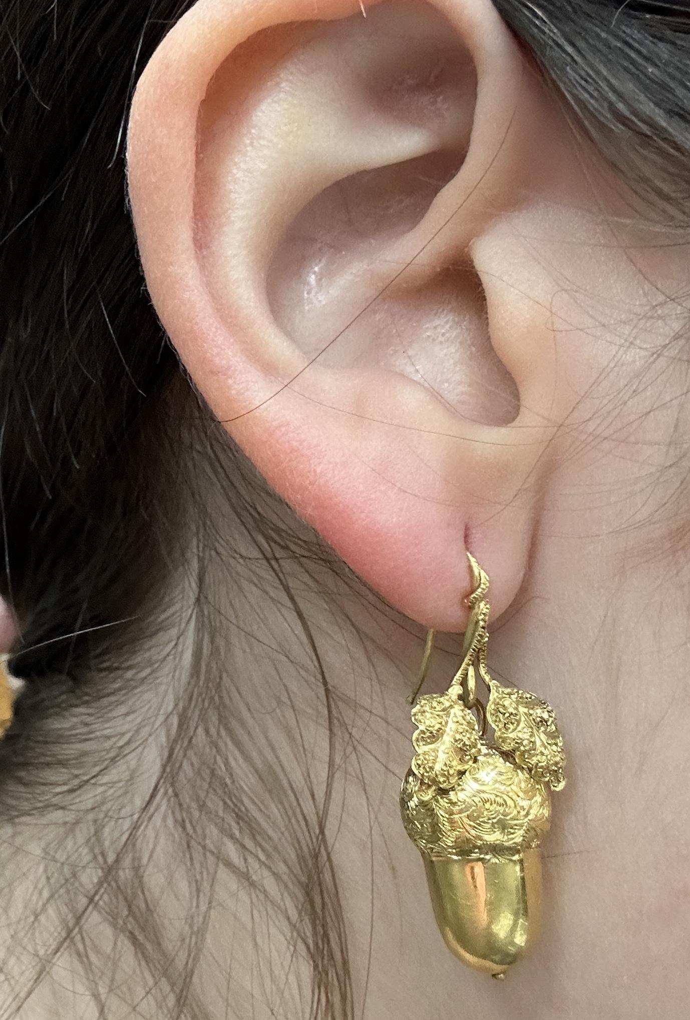14k Victorian Acorn Earrings For Sale 1