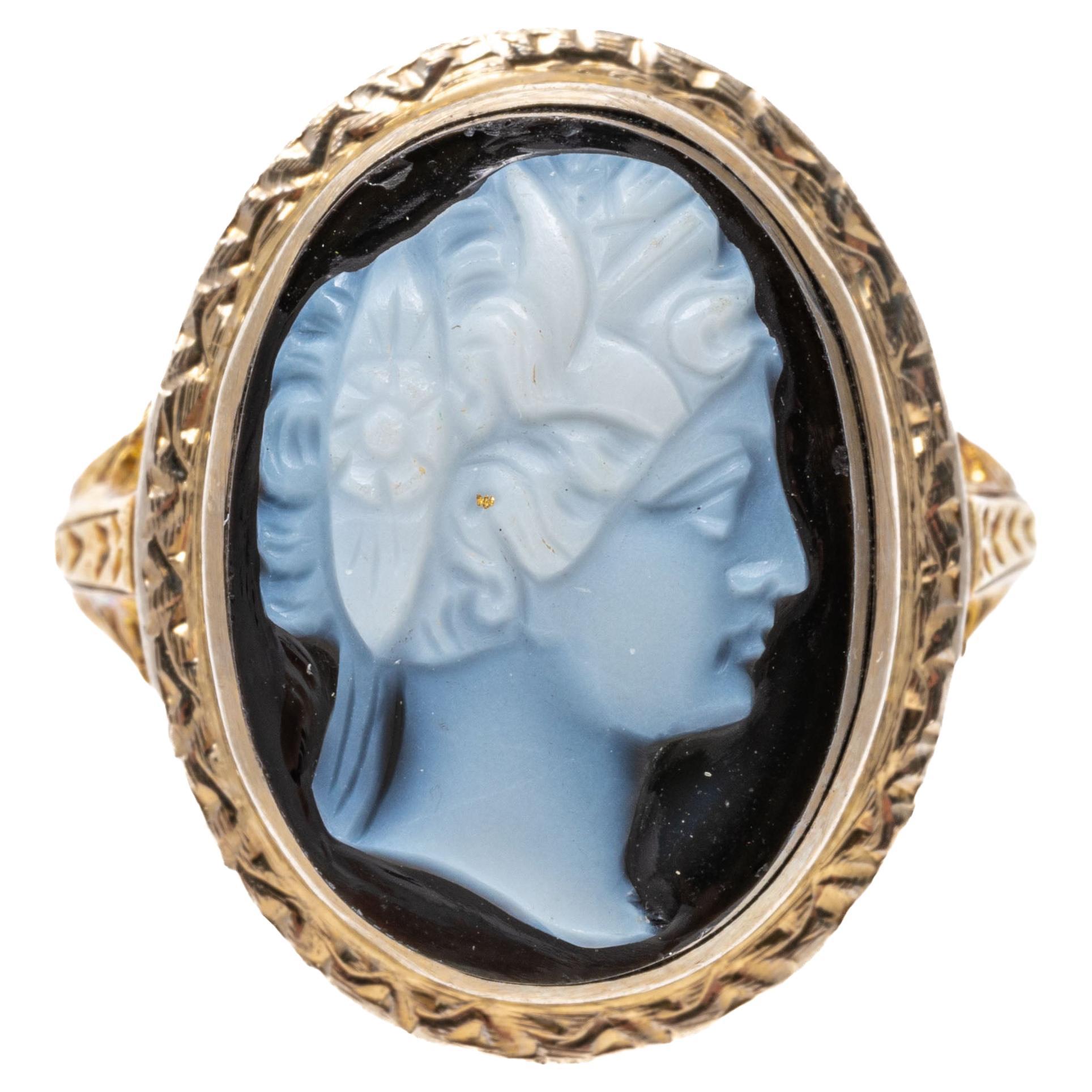 14k Vintage Black and White Chalcedony Cameo Filigree Ring For Sale