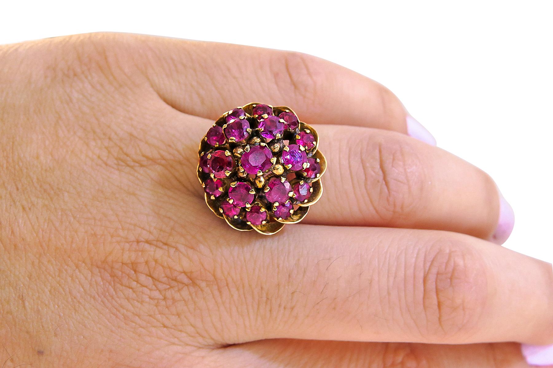 14k Yellow Gold
Weight= 5.8 gr
Size=5
Ruby= 3 ct total 
