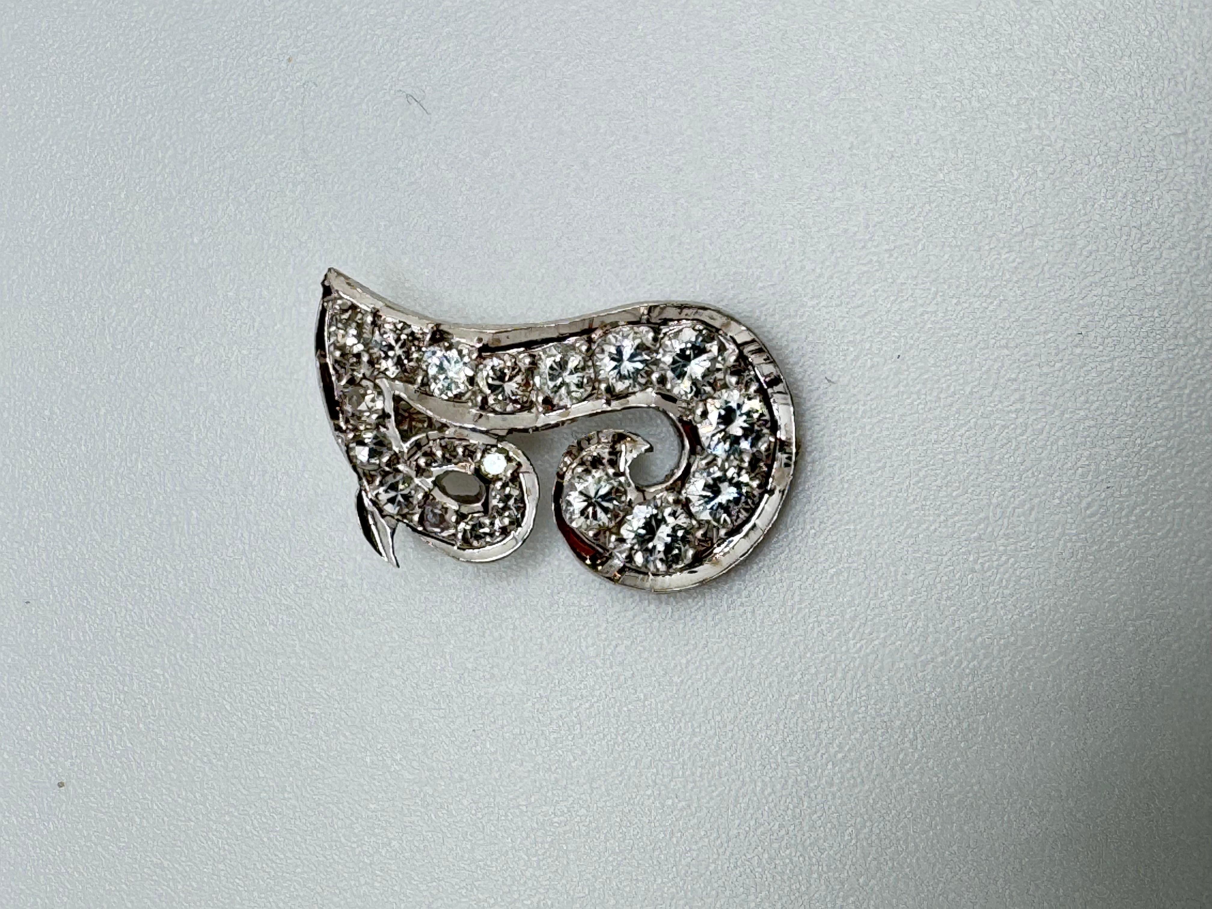 14K WG Diamante J Iniziale Script in vendita 1