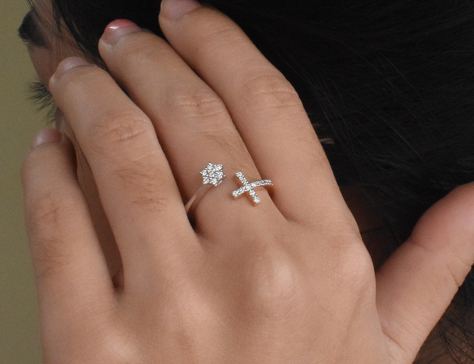 Im Angebot: 14k Gold Diamant-Verlobungsring mit Kreuzring, zweifarbiger Ring () 5