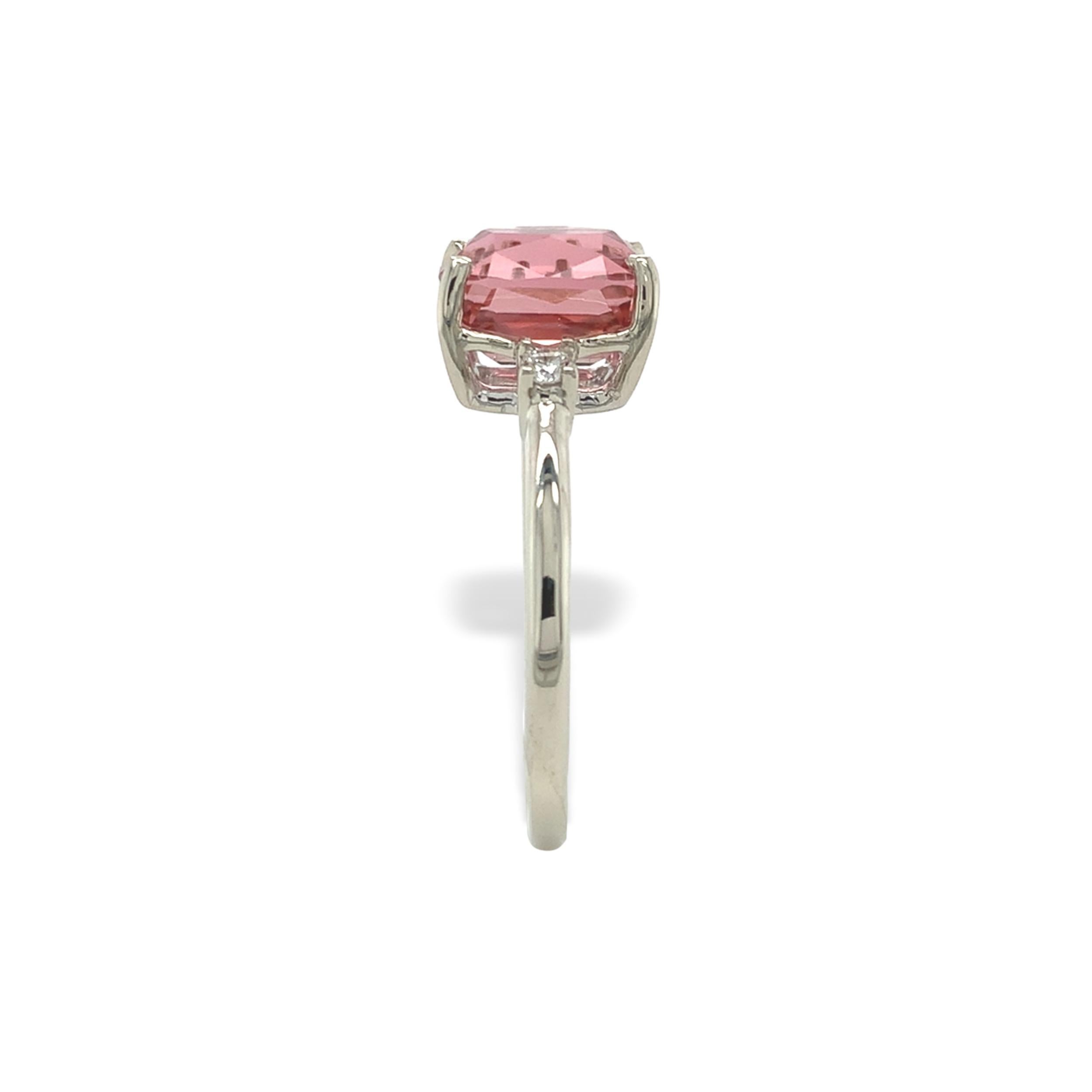 Taille coussin Or blanc 14K  2.24ct Pink / Peach Tourmaline Ring with Diamond Accents size 6.5 en vente