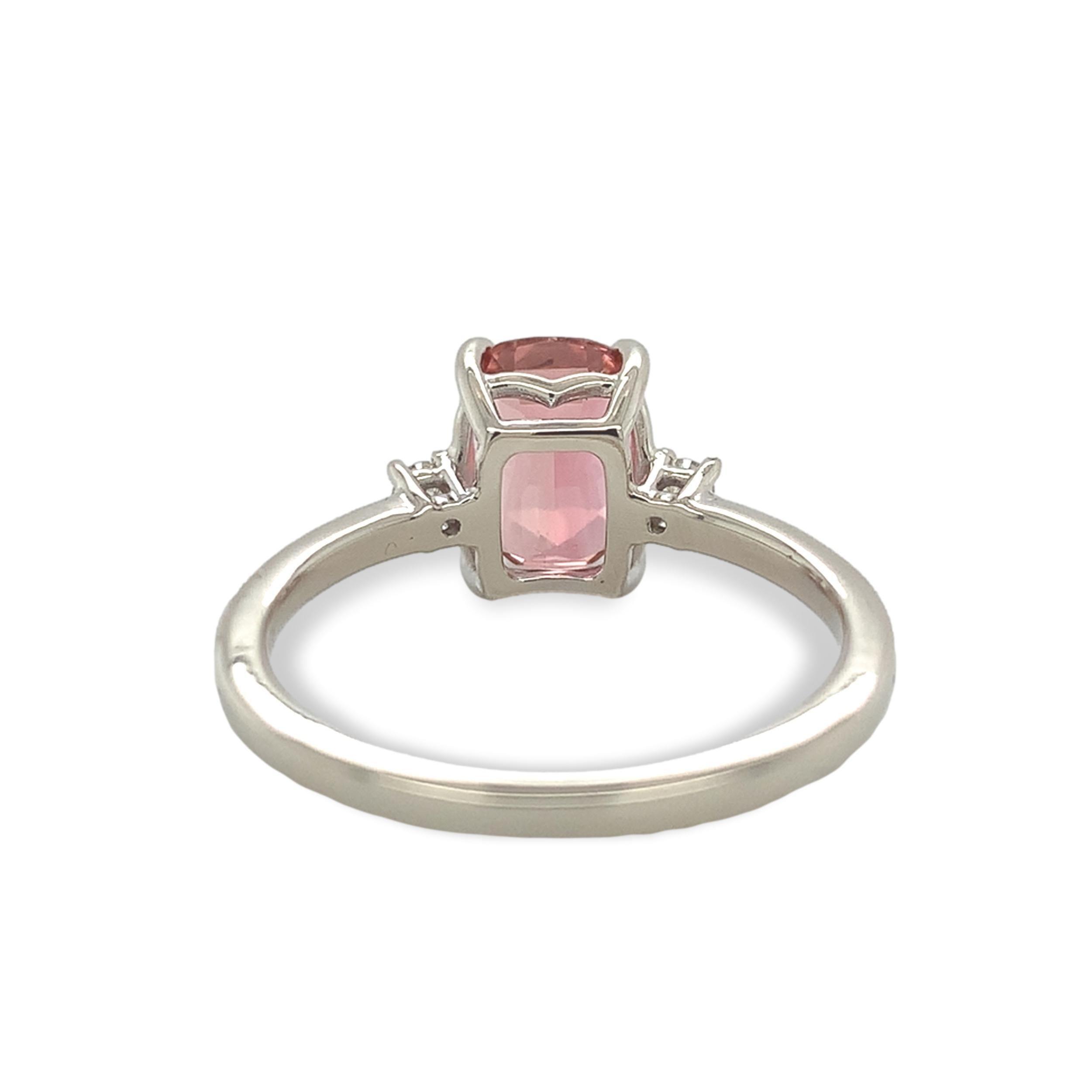 Or blanc 14K  2.24ct Pink / Peach Tourmaline Ring with Diamond Accents size 6.5 Excellent état - En vente à Big Bend, WI