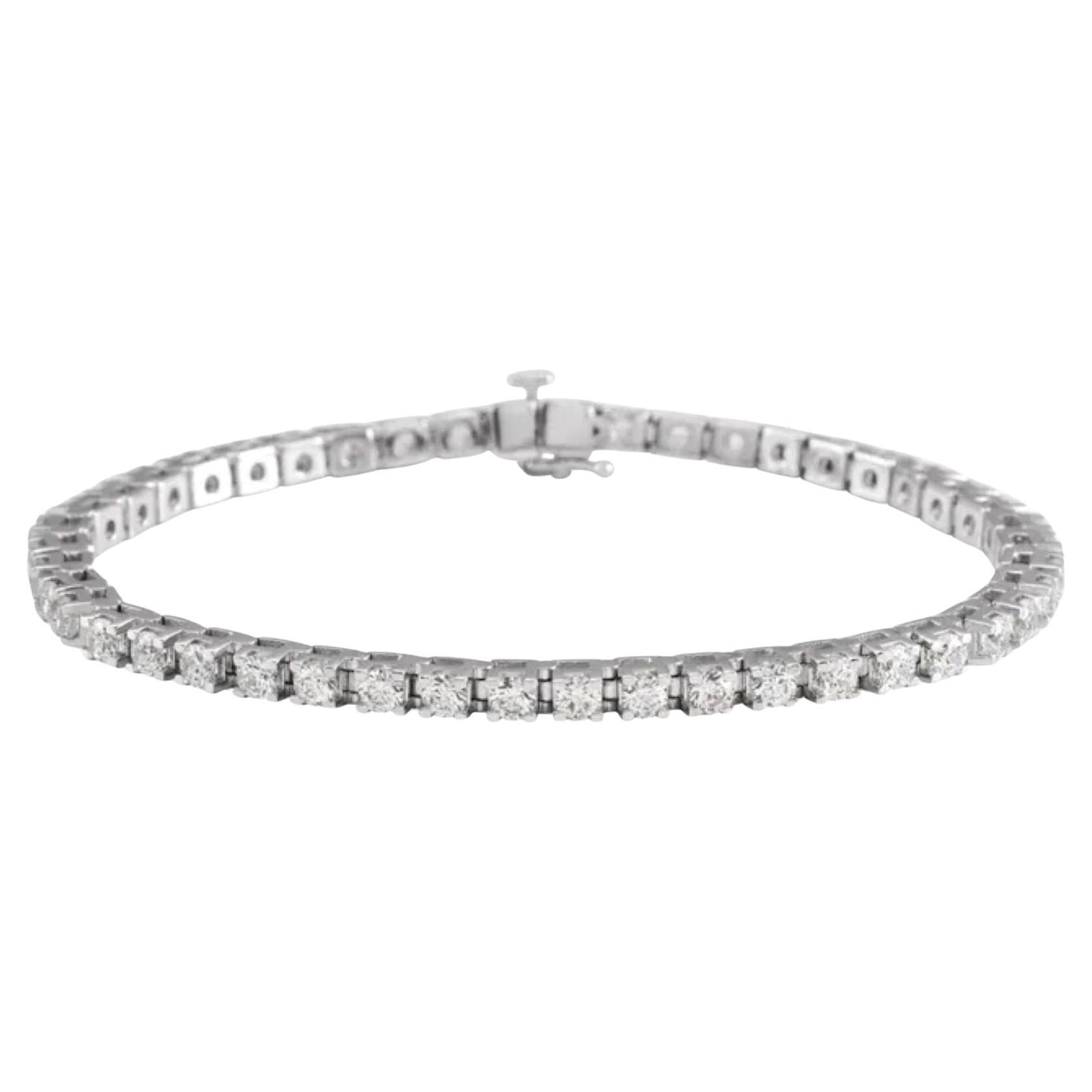 14K White 5 CTW Natural Diamond  bracelet For Sale