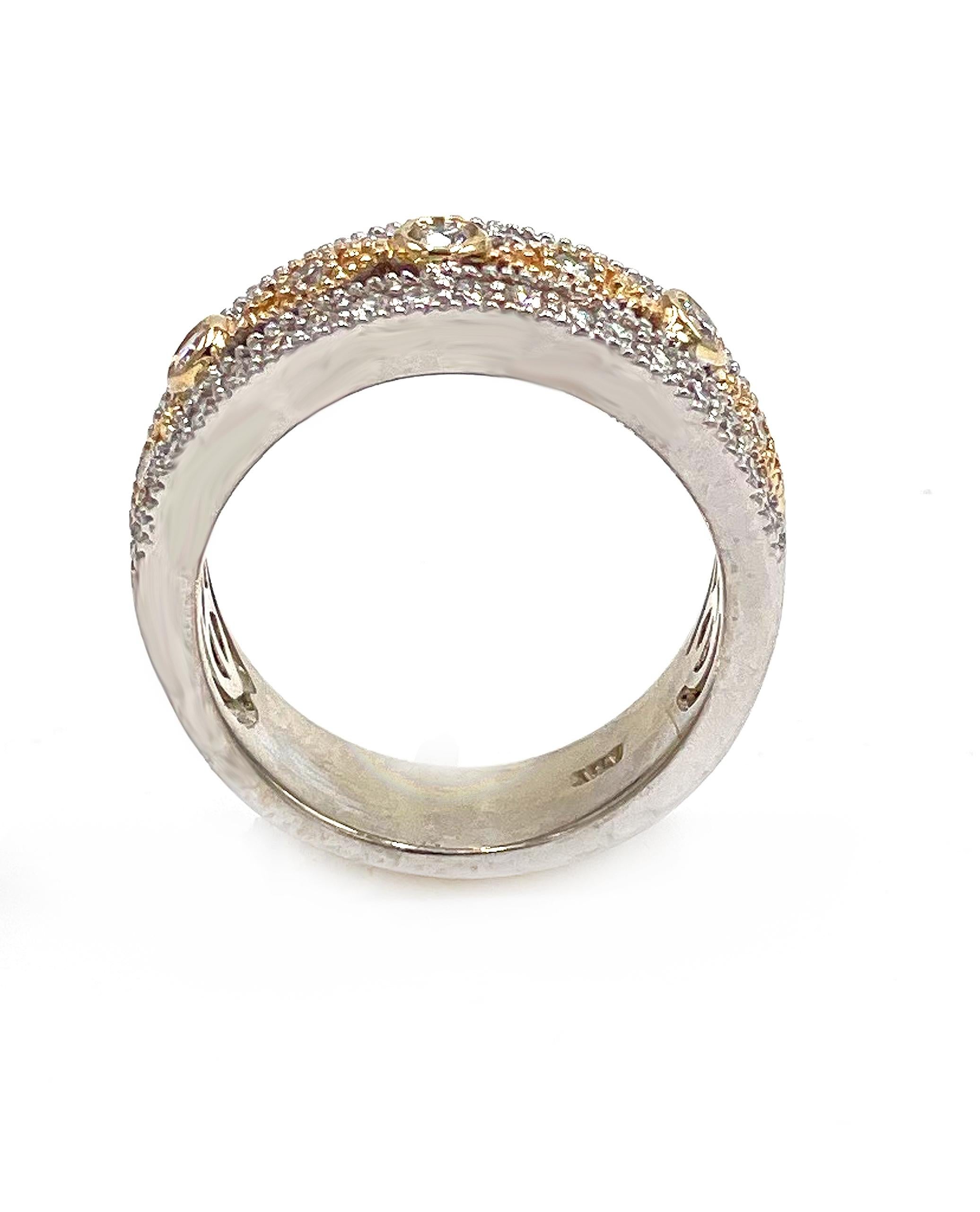 14 Karat Weiß- und Roségold breites Diamantband im Zustand „Neu“ in Old Tappan, NJ