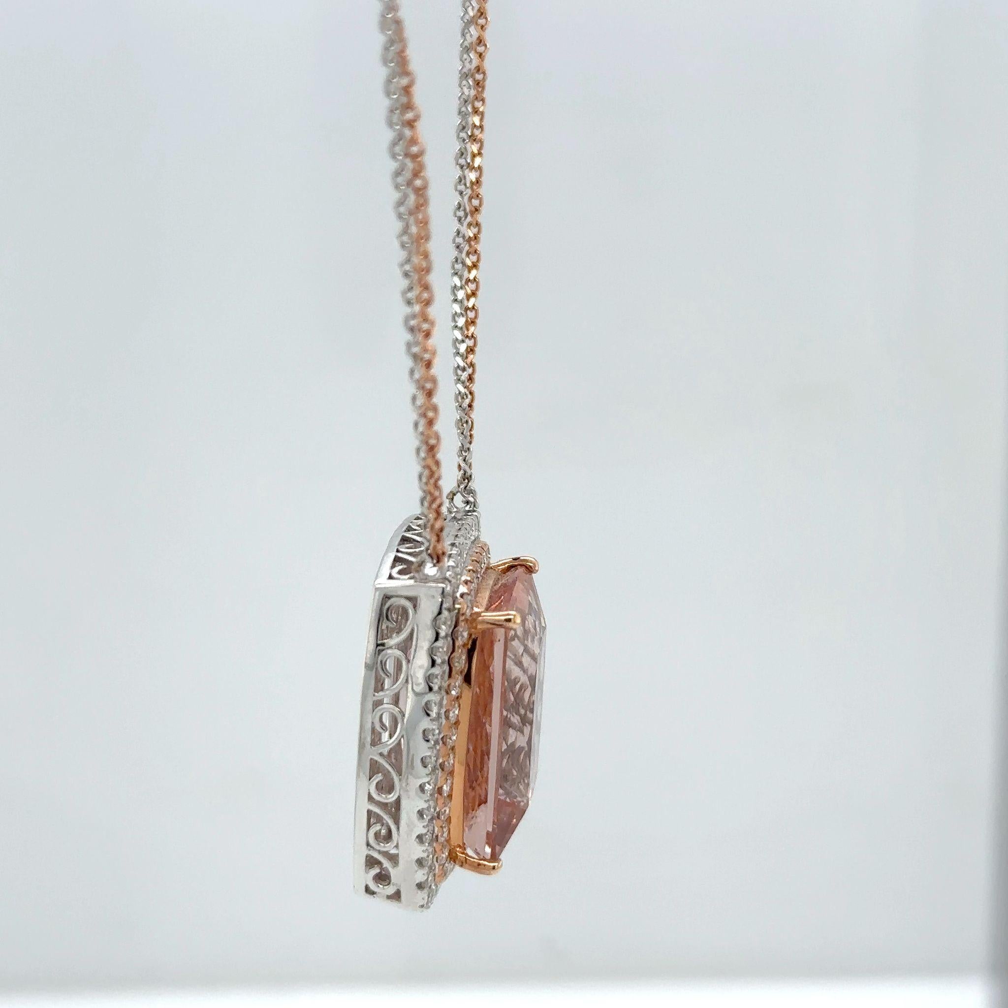 Collier double en or blanc et rose 14 carats avec Morganite taille coussin de 20,40 carats Pour femmes en vente