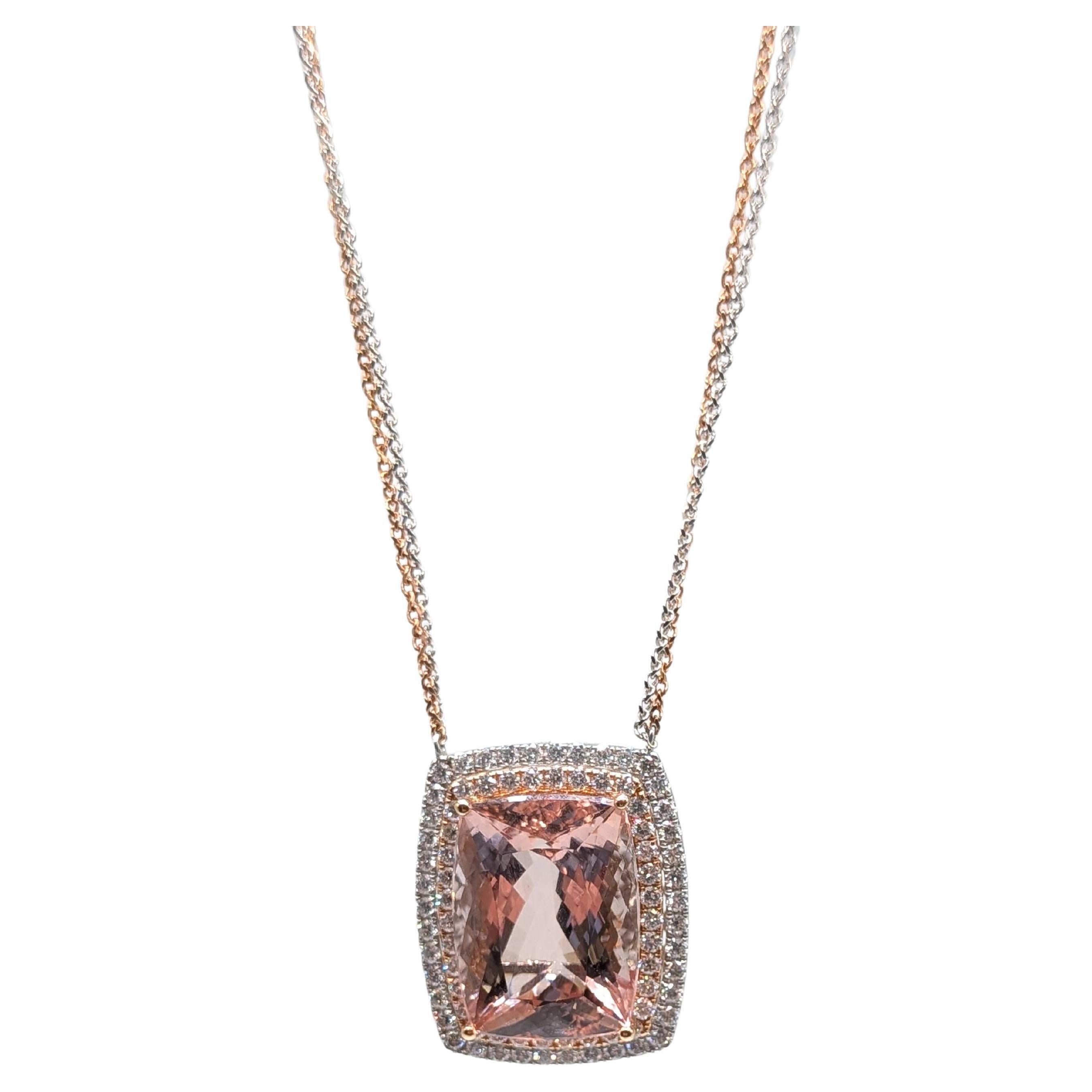 Collier double en or blanc et rose 14 carats avec Morganite taille coussin de 20,40 carats en vente