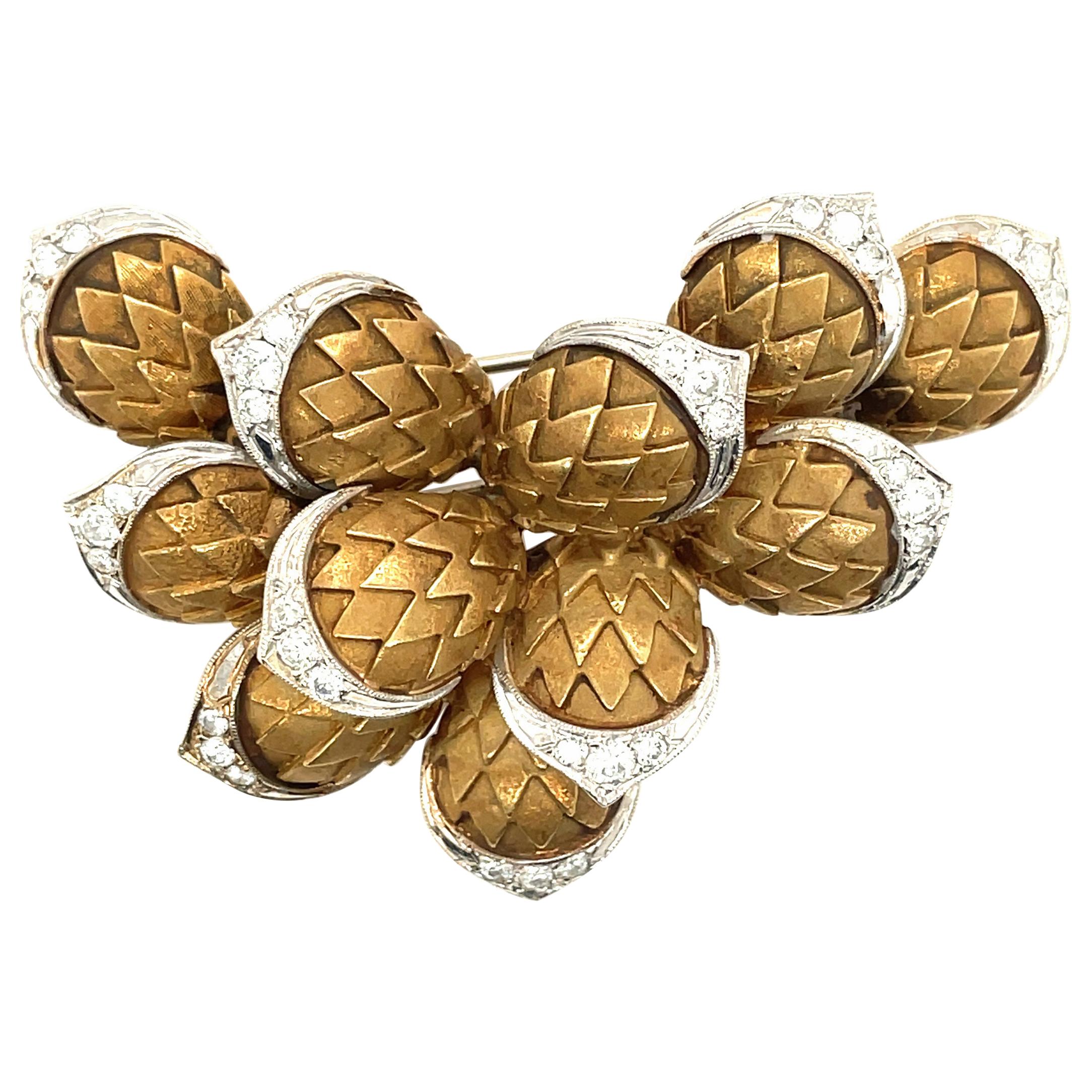 14K White and Yellow Gold Diamond Brooch For Sale