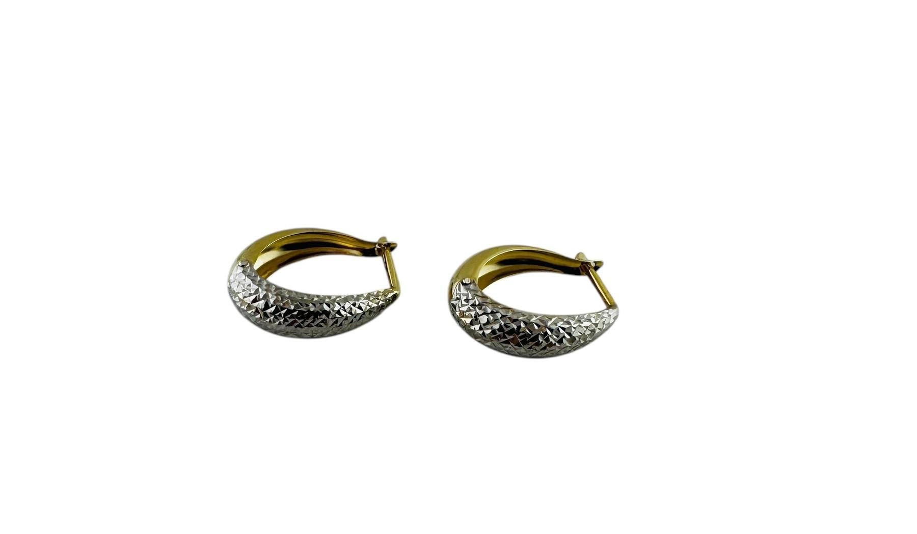 14K White and Yellow Gold Two Toned Oval Diamond Cut Hoop Earrings #20685 In Good Condition For Sale In Washington Depot, CT