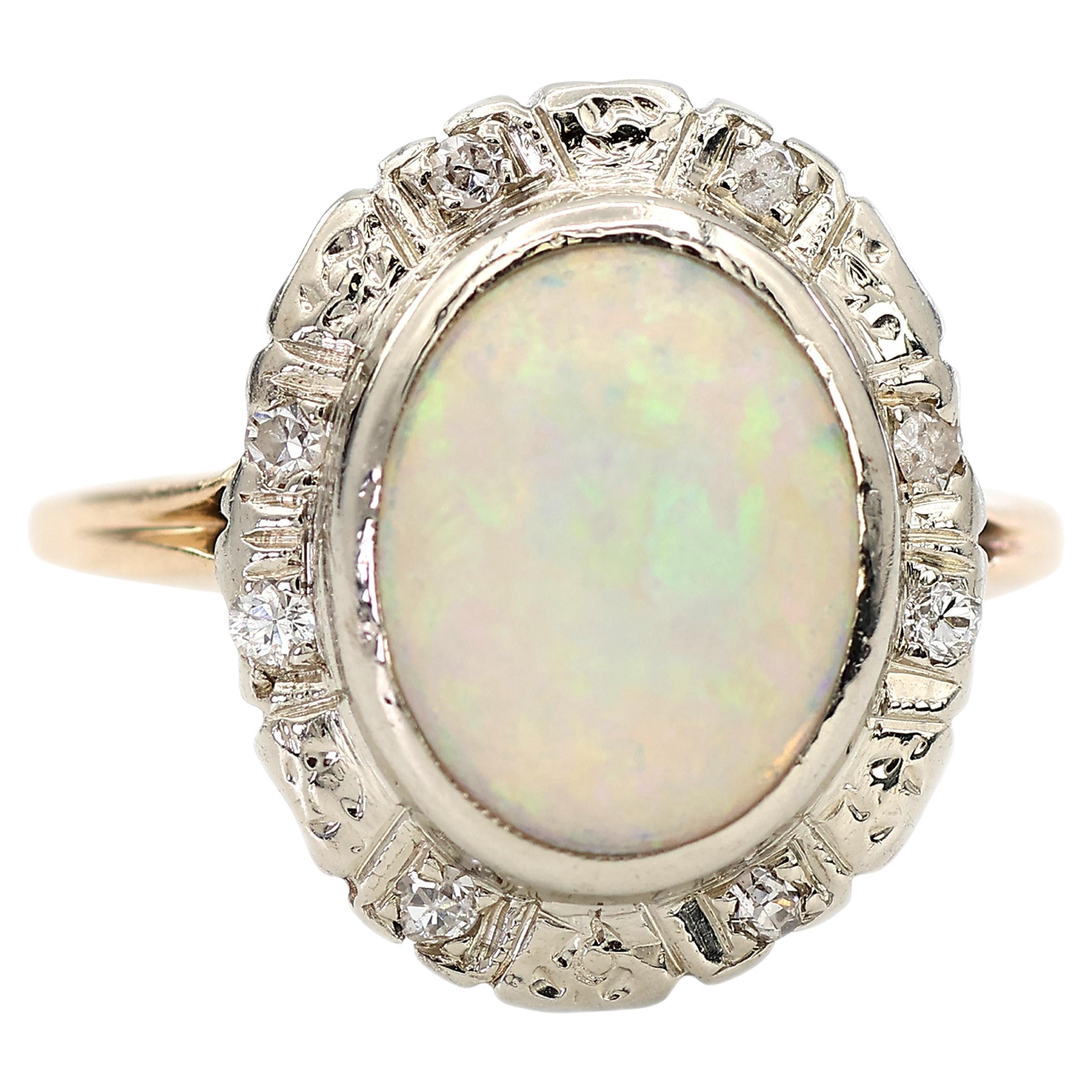 Anello vintage in oro giallo e bianco 14K con diamante naturale e opale naturale