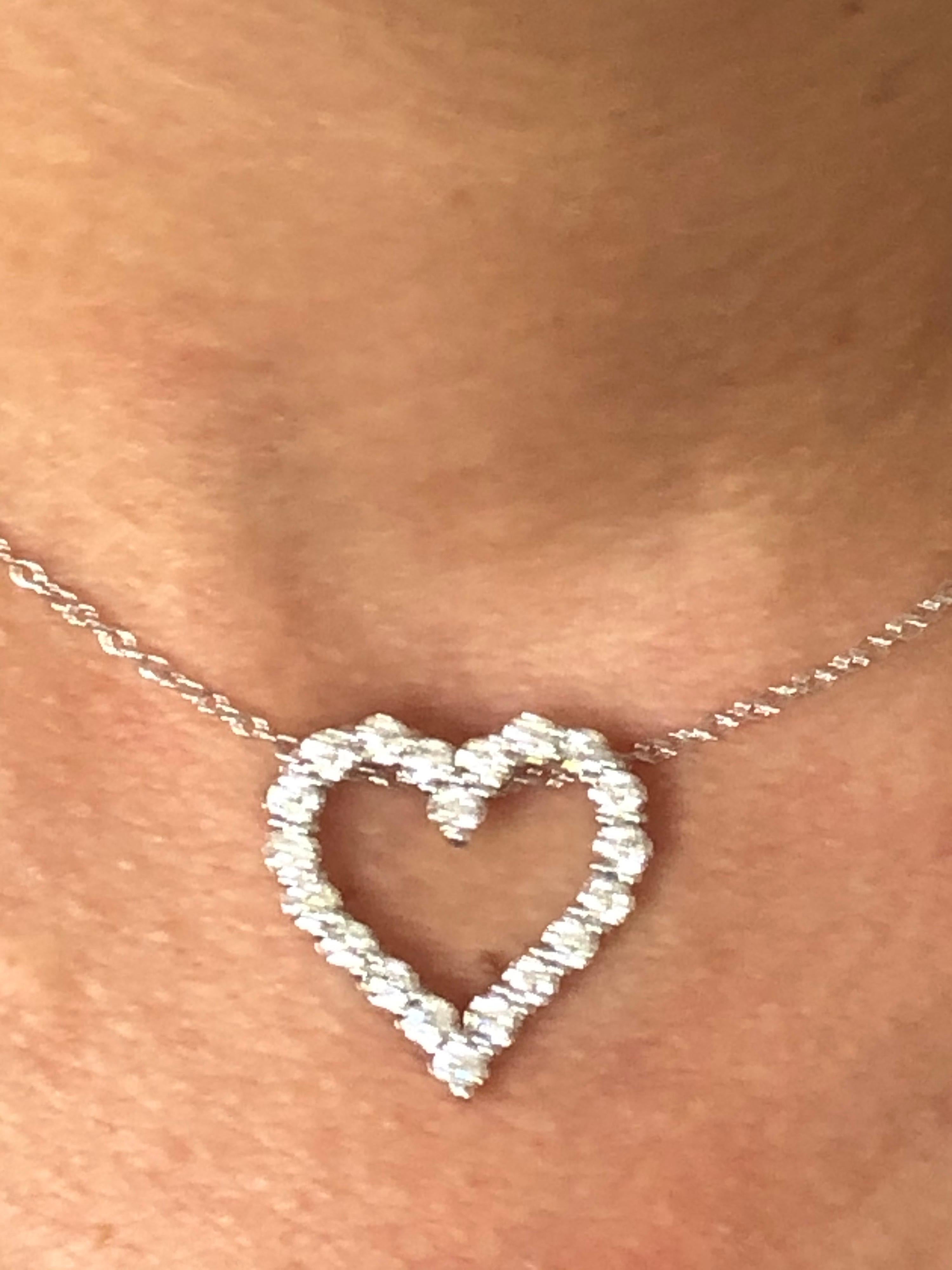 14 Karat Weißer Diamant-Herz-Anhänger 1,50 Karat im Zustand „Neu“ im Angebot in Great Neck, NY