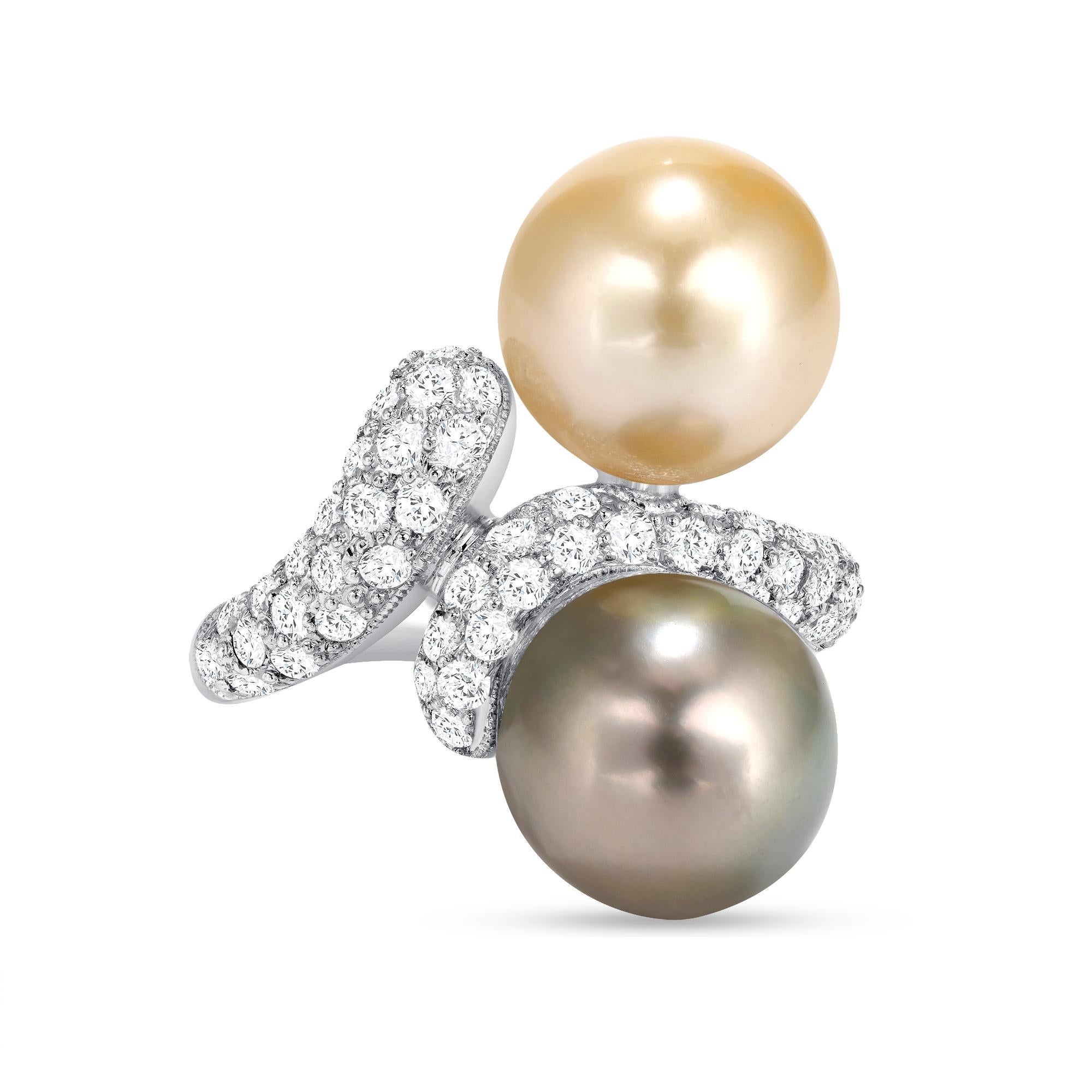 14K White Diamond Tahitian Pearl Ring In New Condition For Sale In Beverly Hills, CA