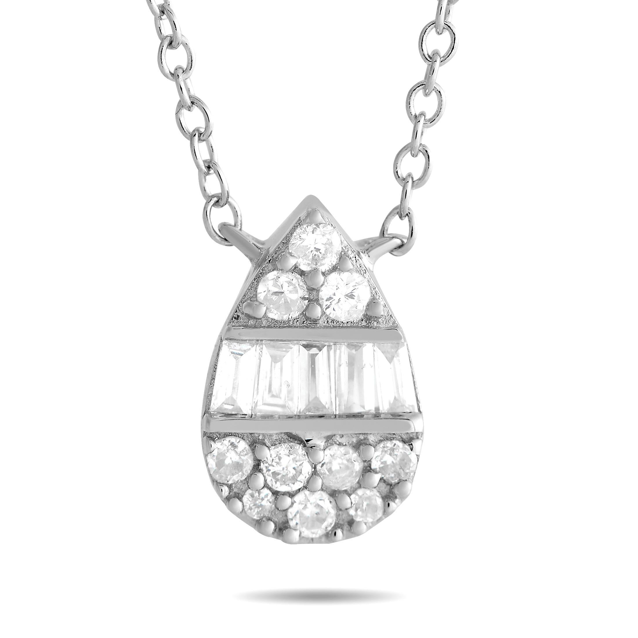14K White Gold 0.10ct Diamond Necklace In New Condition For Sale In Southampton, PA