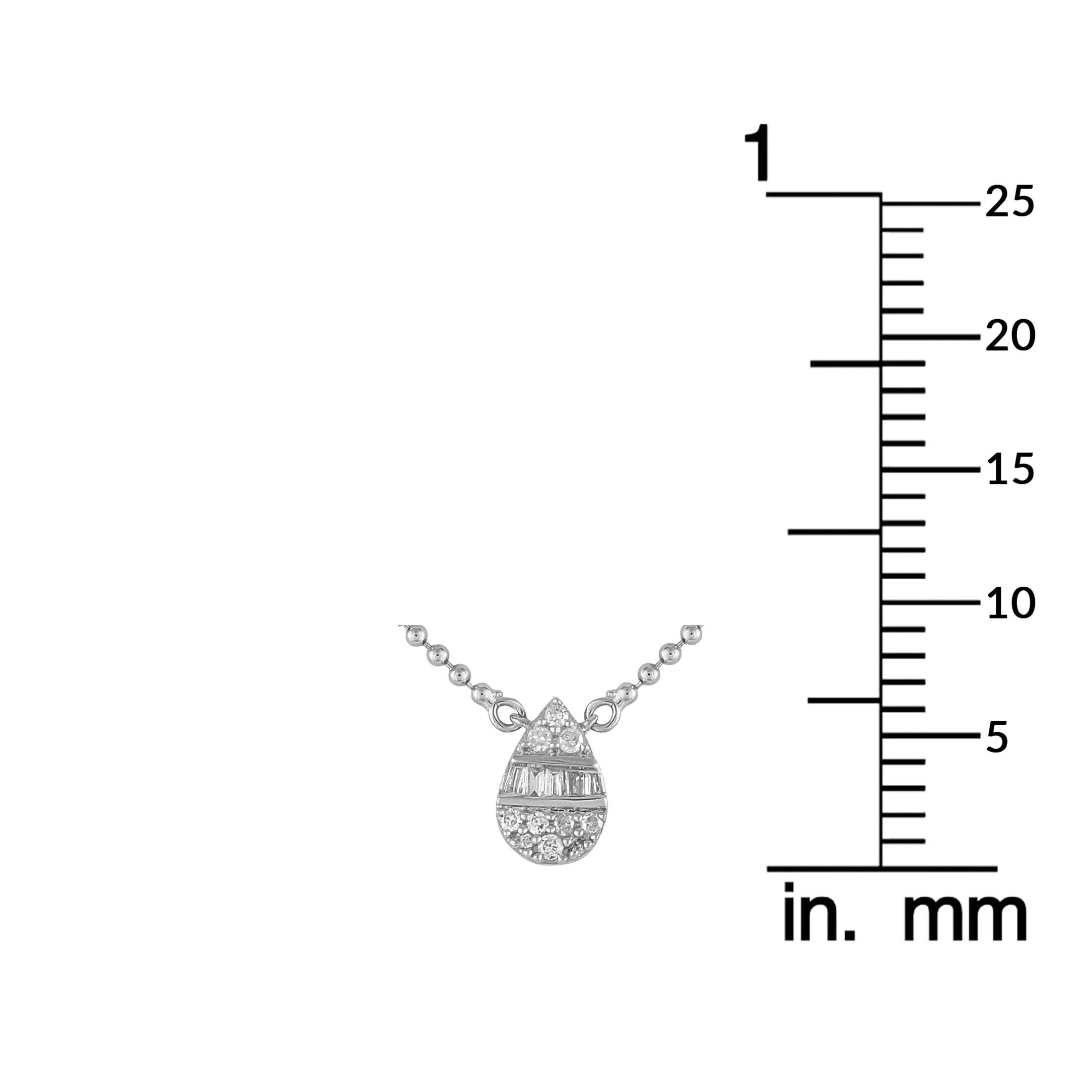 14K White Gold 0.11ct Diamond Necklace In New Condition For Sale In Southampton, PA