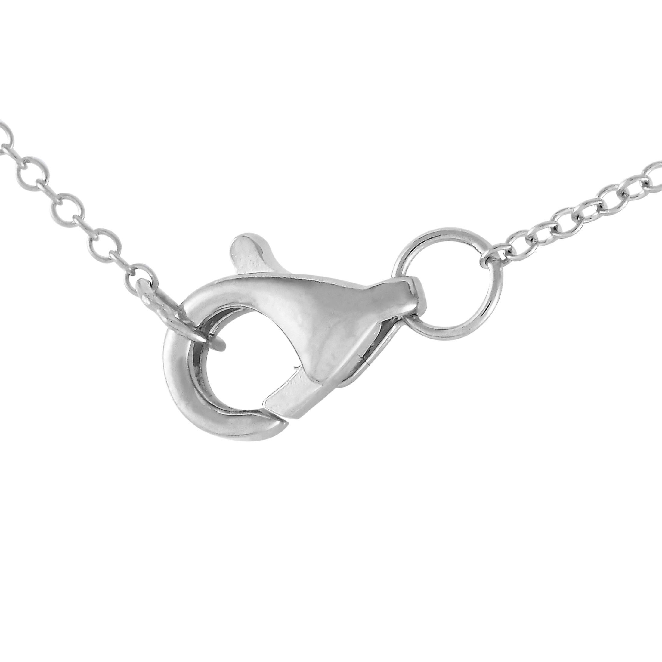 Round Cut 14K White Gold 0.15ct Diamond Necklace PN15564-W For Sale