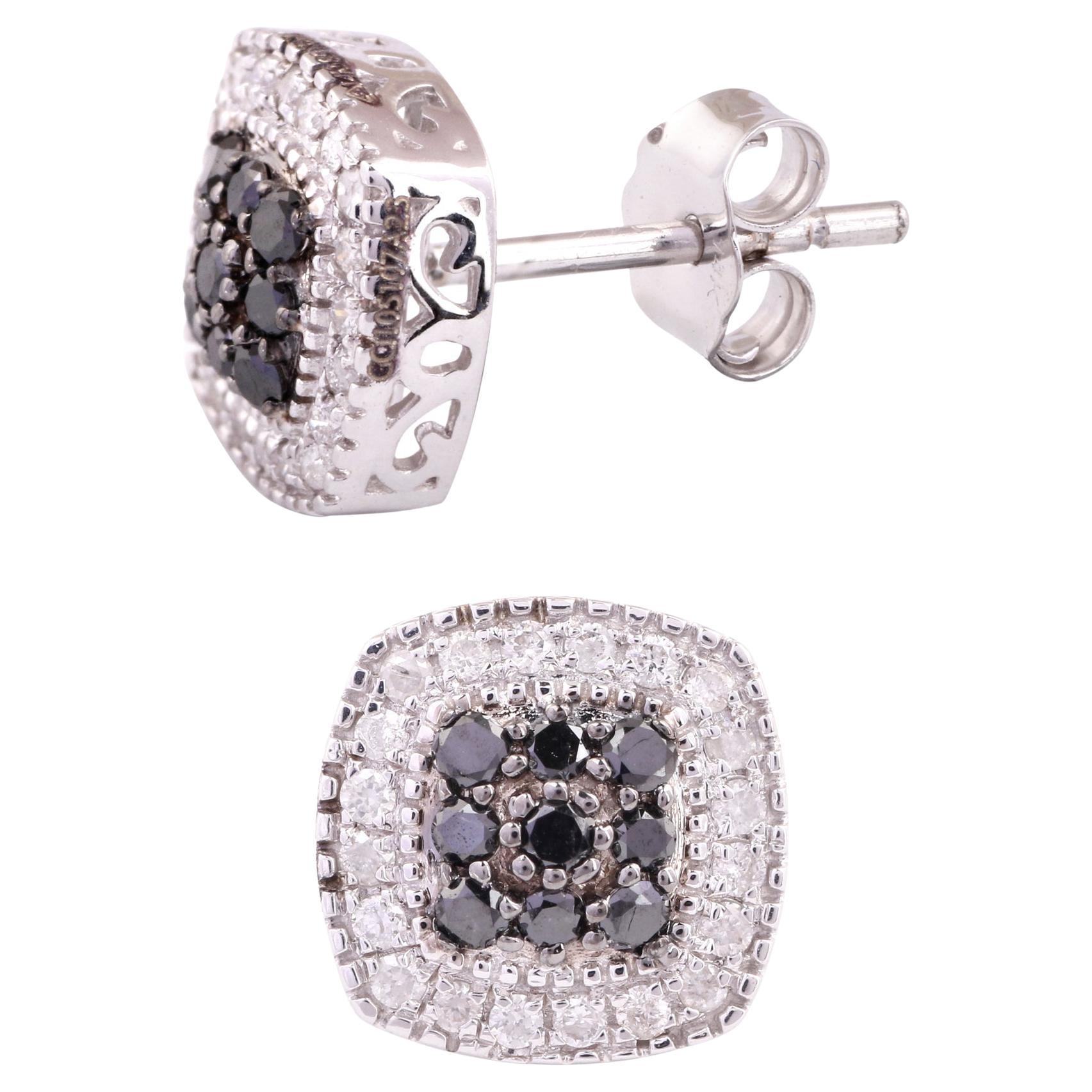 Clous d'oreilles en or blanc 14 carats avec diamants 0,160 carat au total et diamants noirs véritables de 0,218 carat